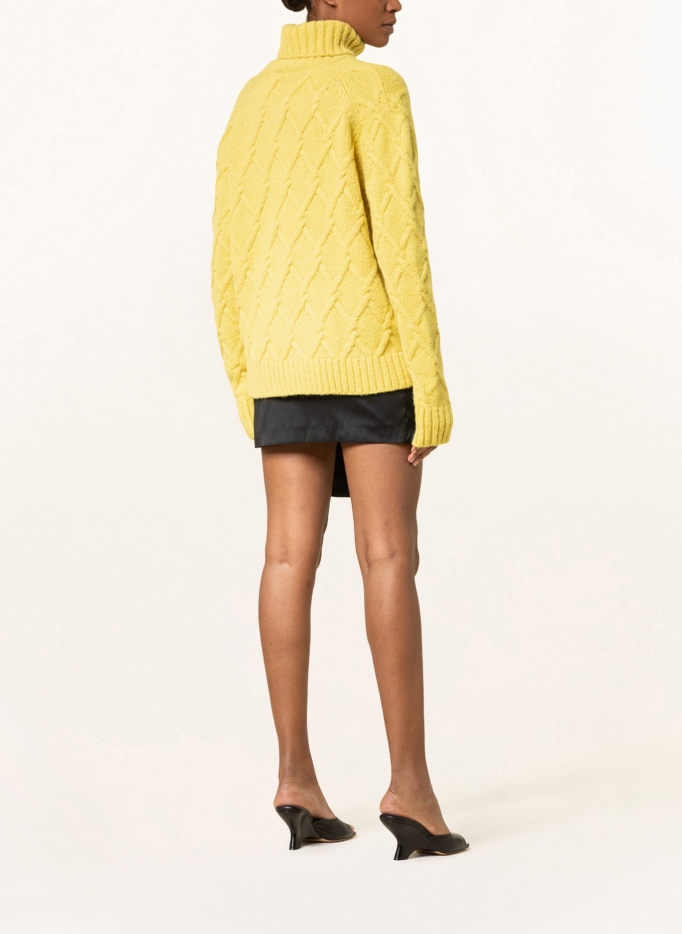 BERNADETTE Turtleneck sweater OLYMPIA with alpaca, Color: YELLOW (Image 3)