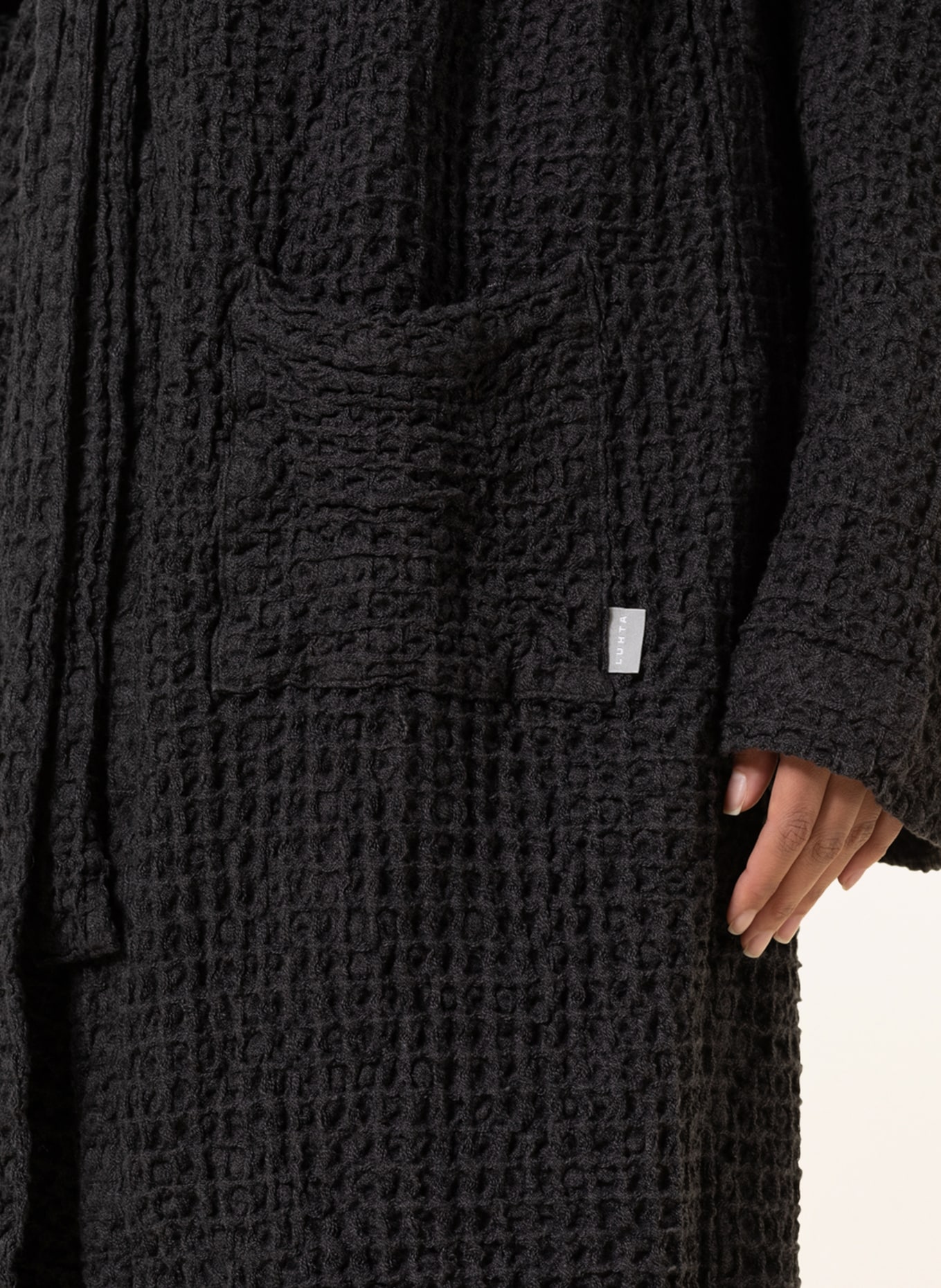 LUHTA HOME Unisex bathrobe PELLAVA , Color: BLACK (Image 4)