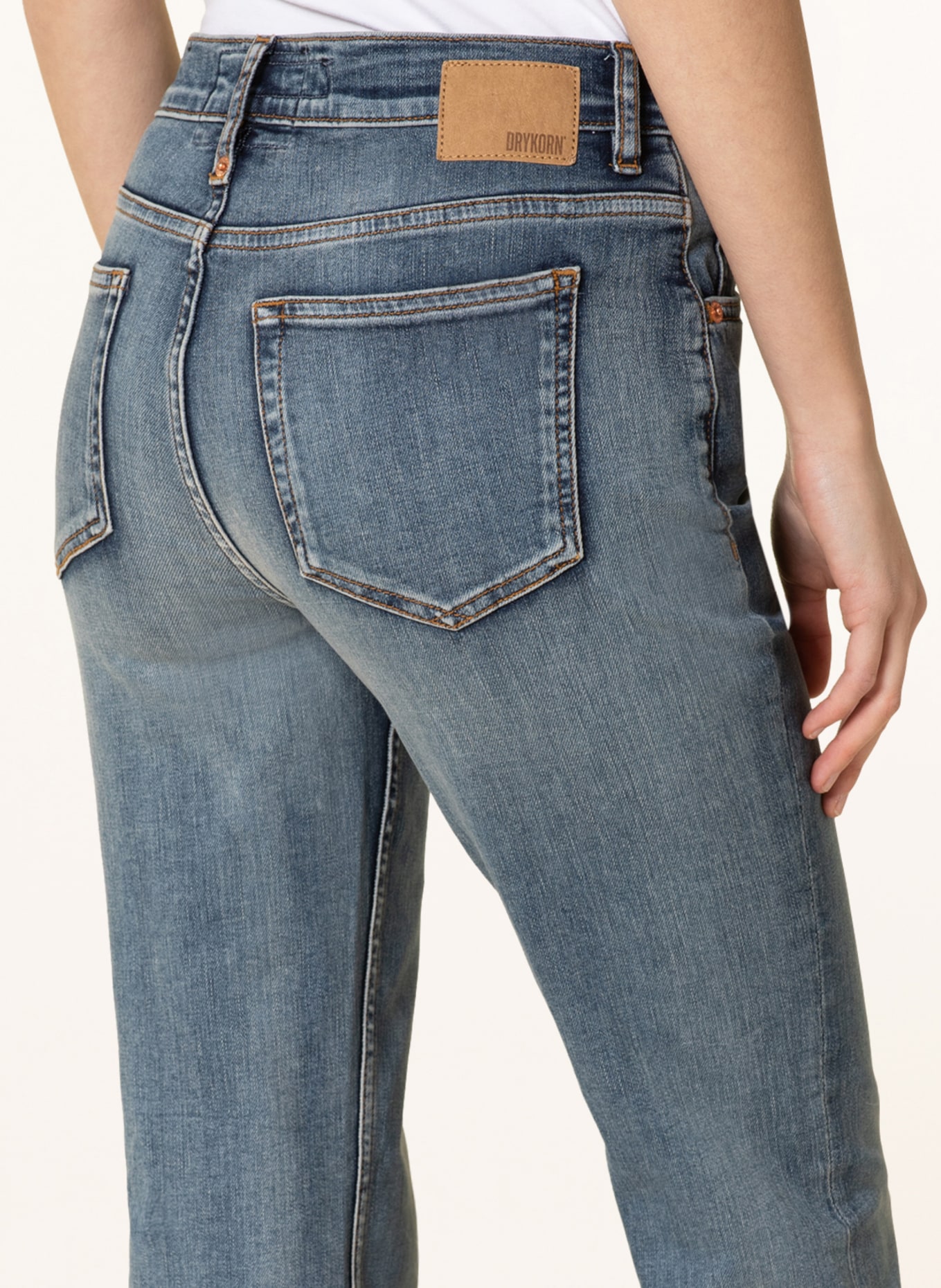 DRYKORN Flared Jeans FAR, Farbe: 3500 BLAU (Bild 5)