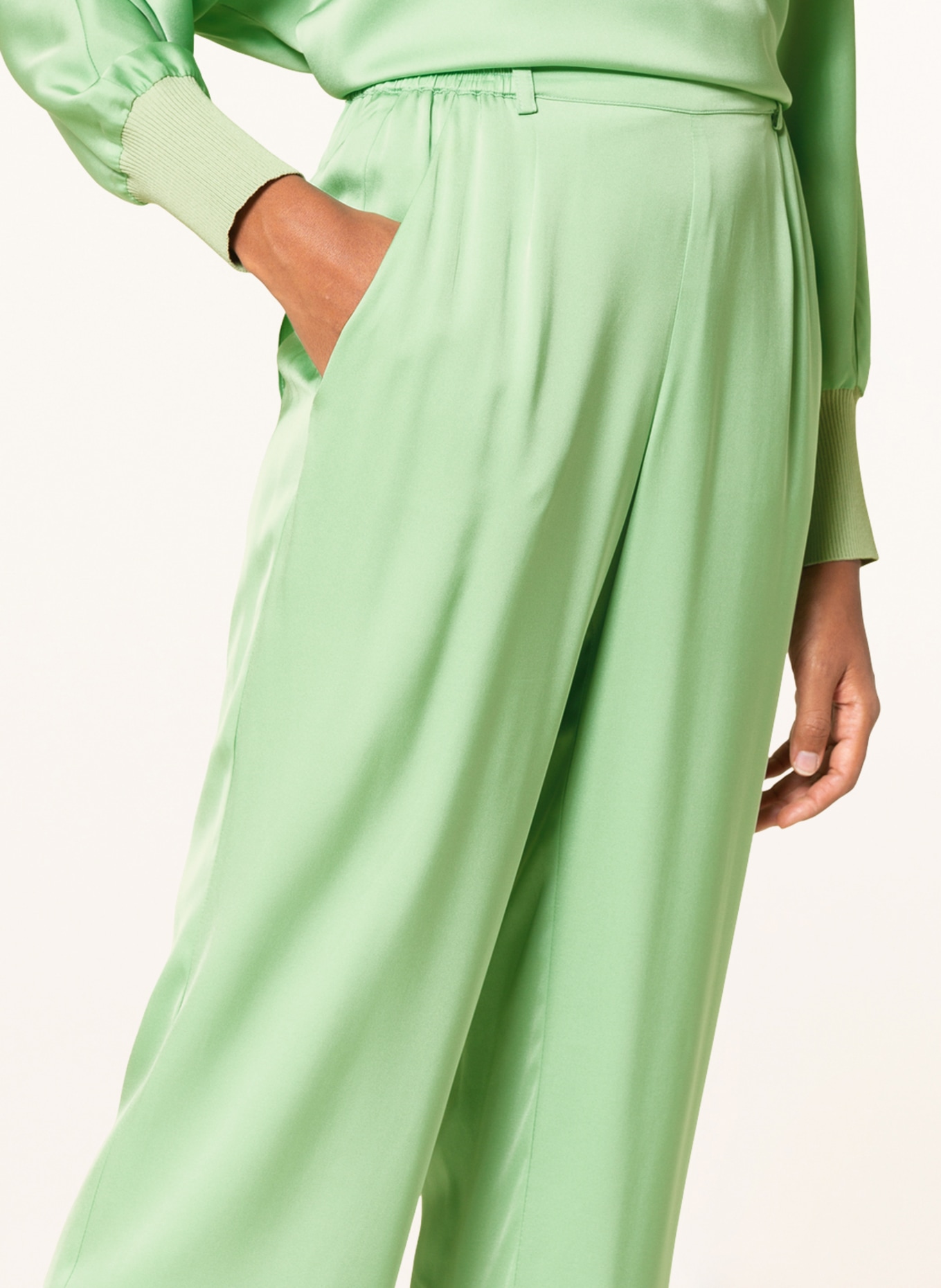 IVI collection Satin pants made of silk, Color: LIGHT GREEN (Image 5)