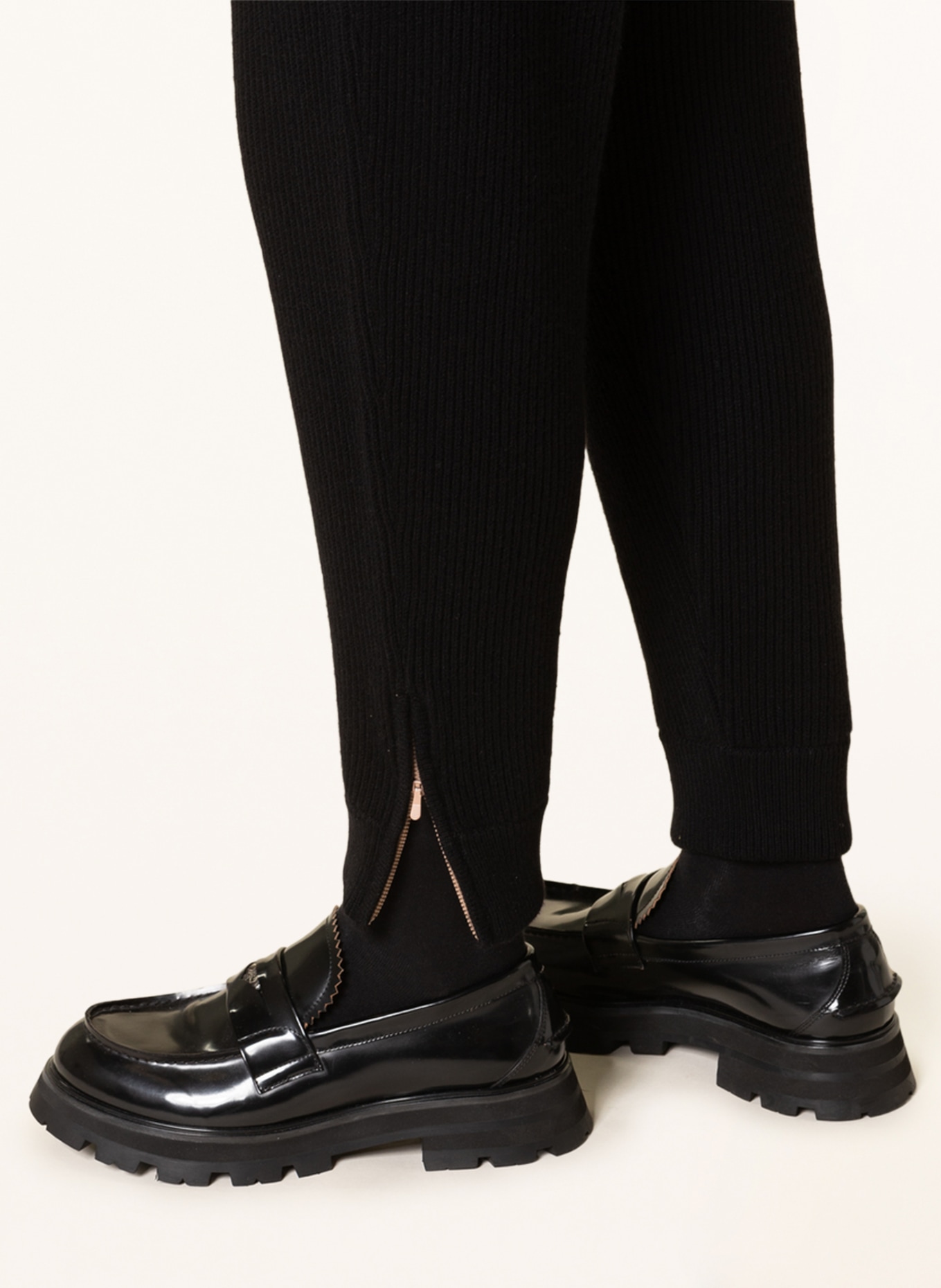 BRUNELLO CUCINELLI Knit trousers in cashmere , Color: BLACK (Image 5)