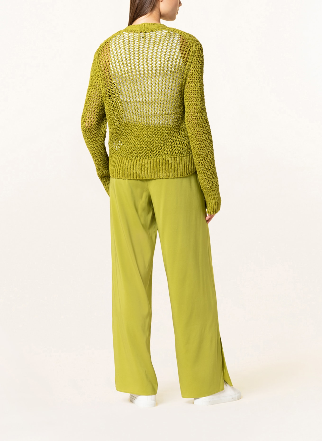 MARC CAIN Pletený oversized kabátek: 525 deep oliv green