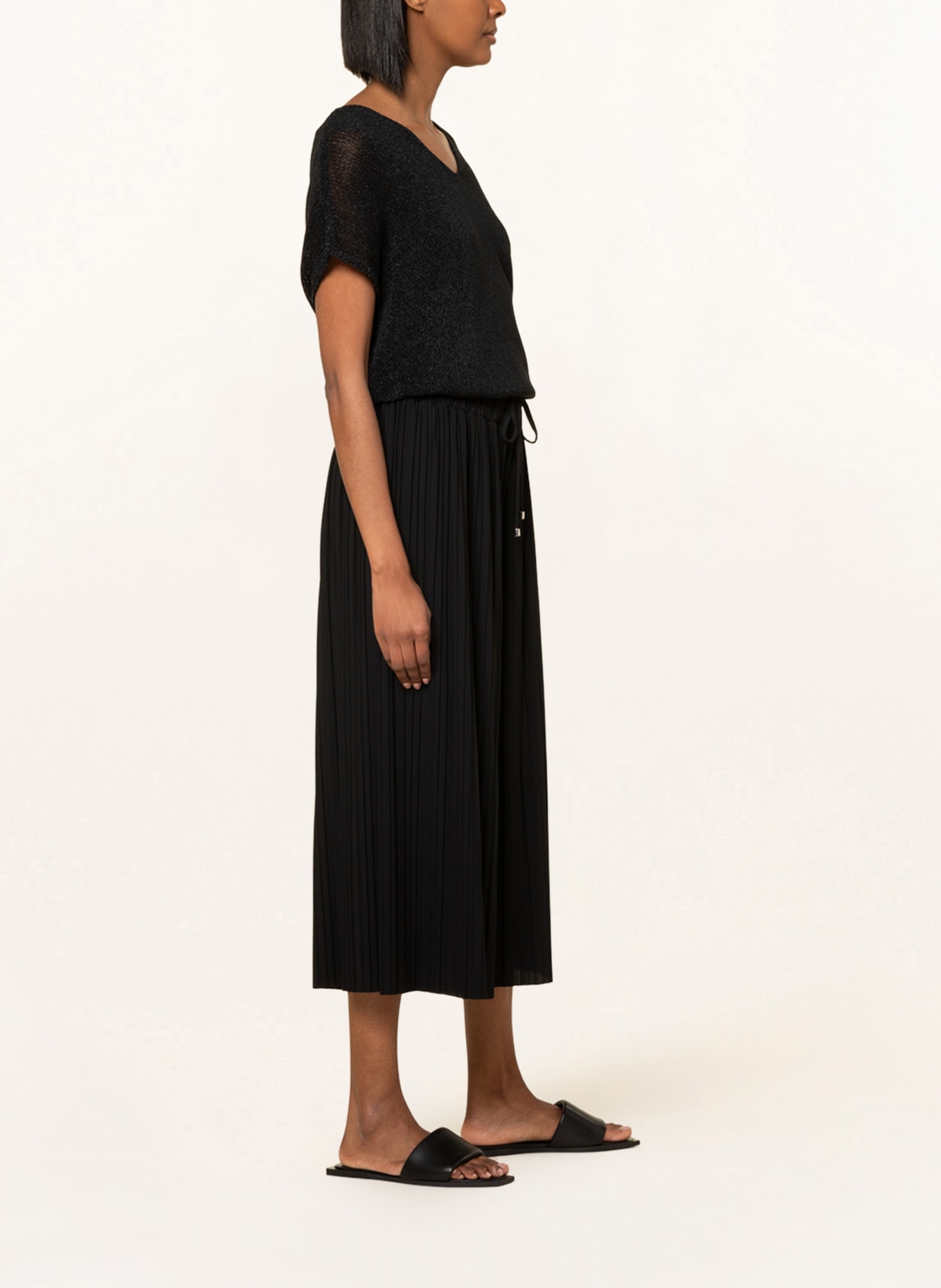 s.Oliver BLACK LABEL Pleated culottes, Color: BLACK (Image 4)