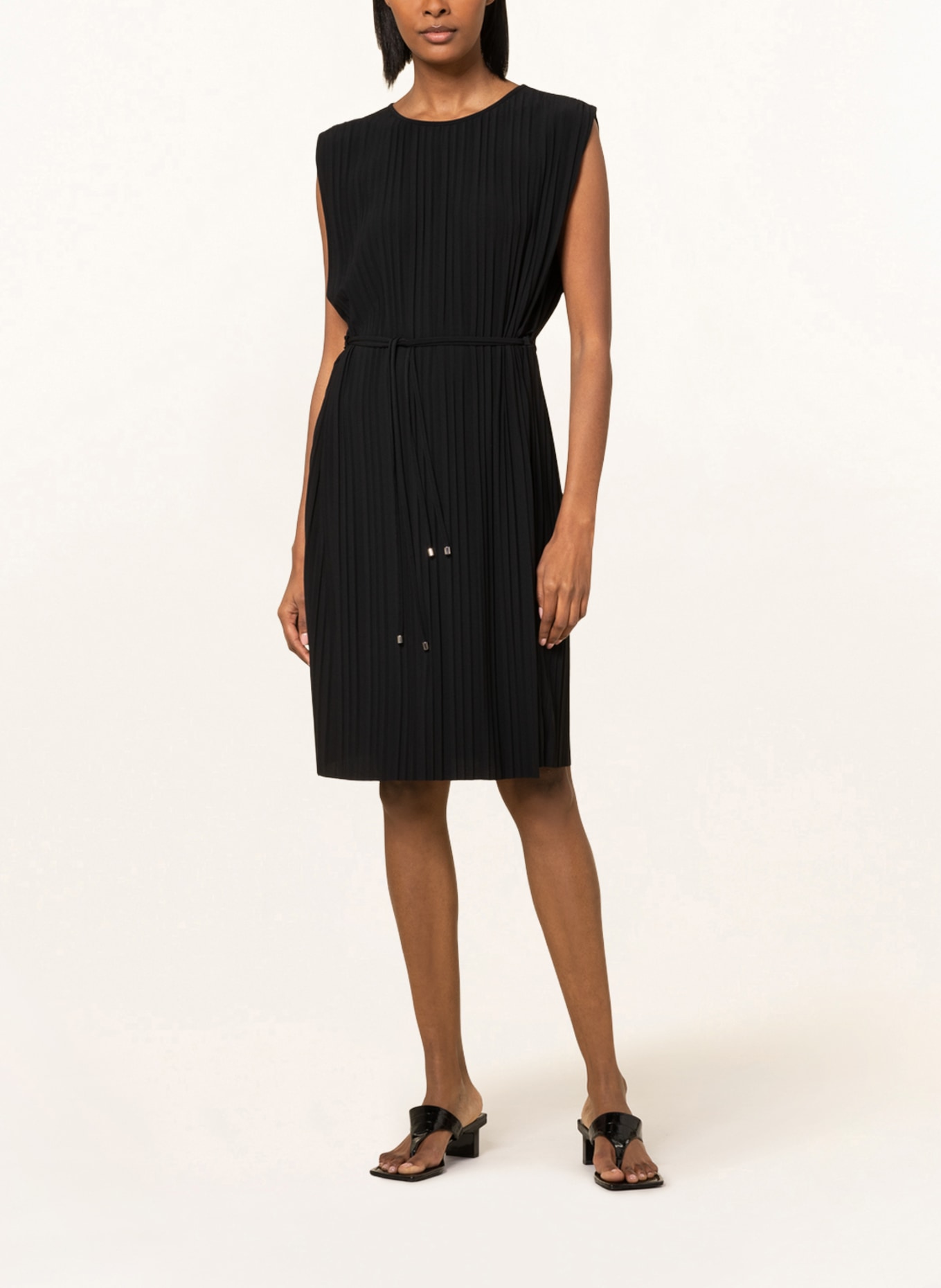 s.Oliver BLACK LABEL Pleated dress, Color: BLACK (Image 2)