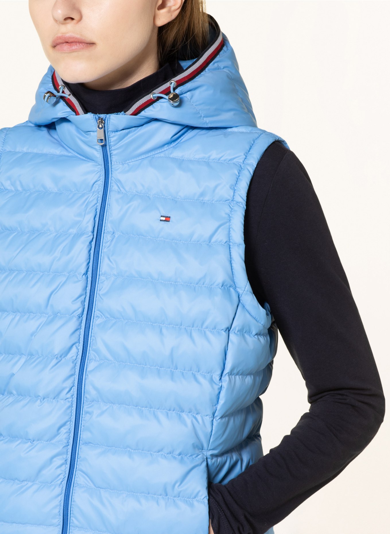 TOMMY HILFIGER Down vest with detachable hood, Color: LIGHT BLUE (Image 5)