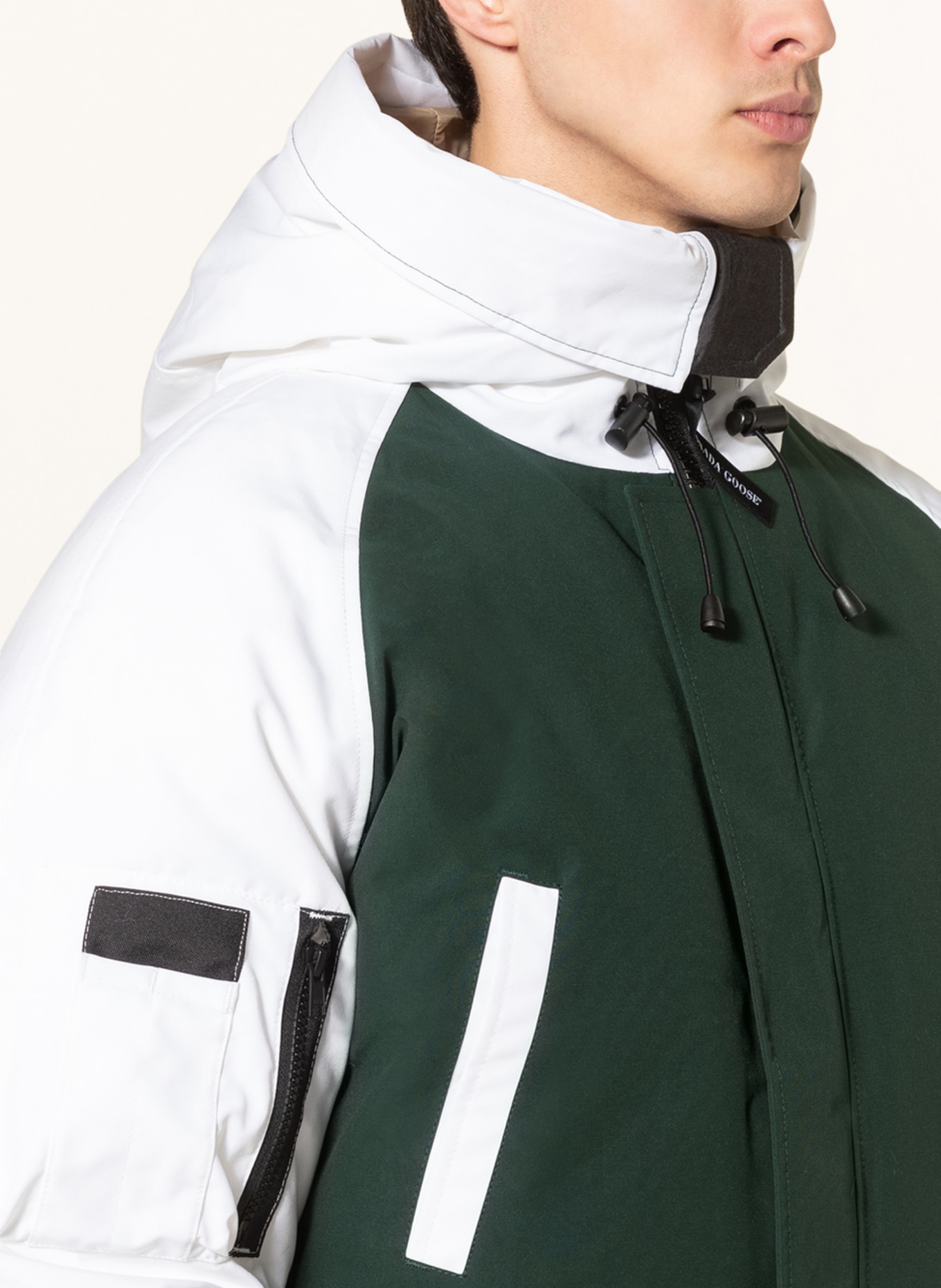 CANADA GOOSE Down jacket CHILLIWACK , Color: DARK GREEN/ WHITE (Image 7)