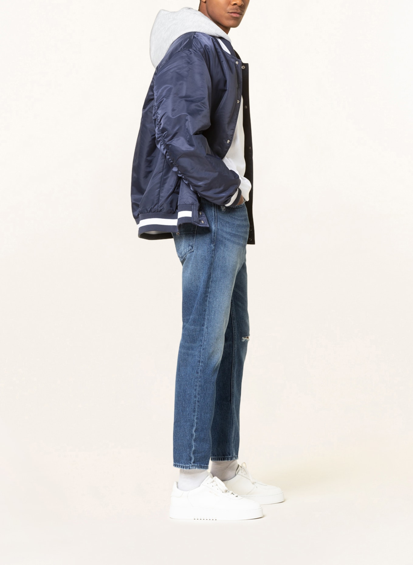 TOMMY JEANS Destroyed Jeans SCANTON Slim Fit, Farbe: 1A5 Denim Medium 02 (Bild 4)
