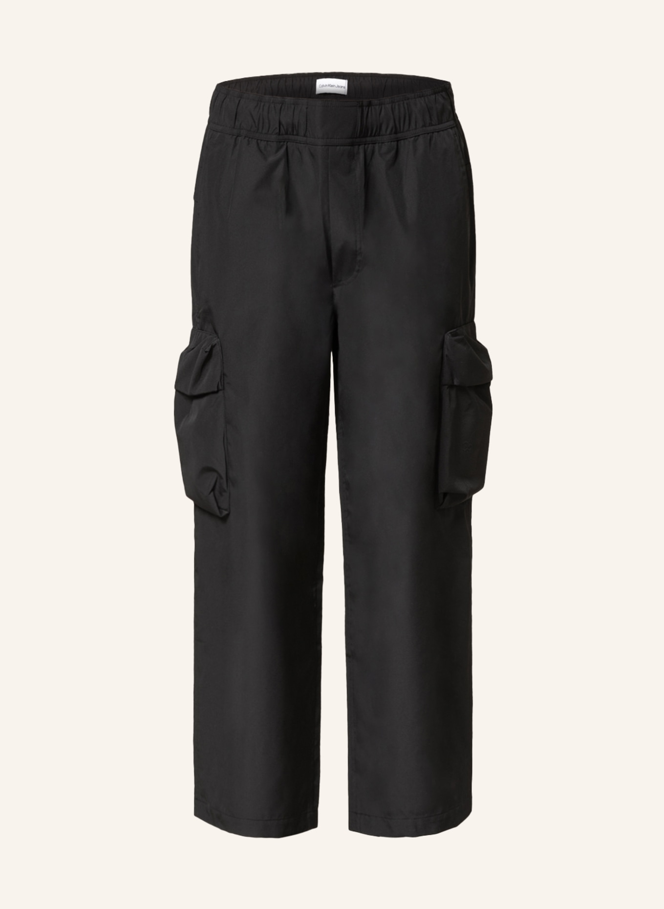 Calvin Klein Jeans Cargo pants with cropped leg length, Color: BLACK (Image 1)