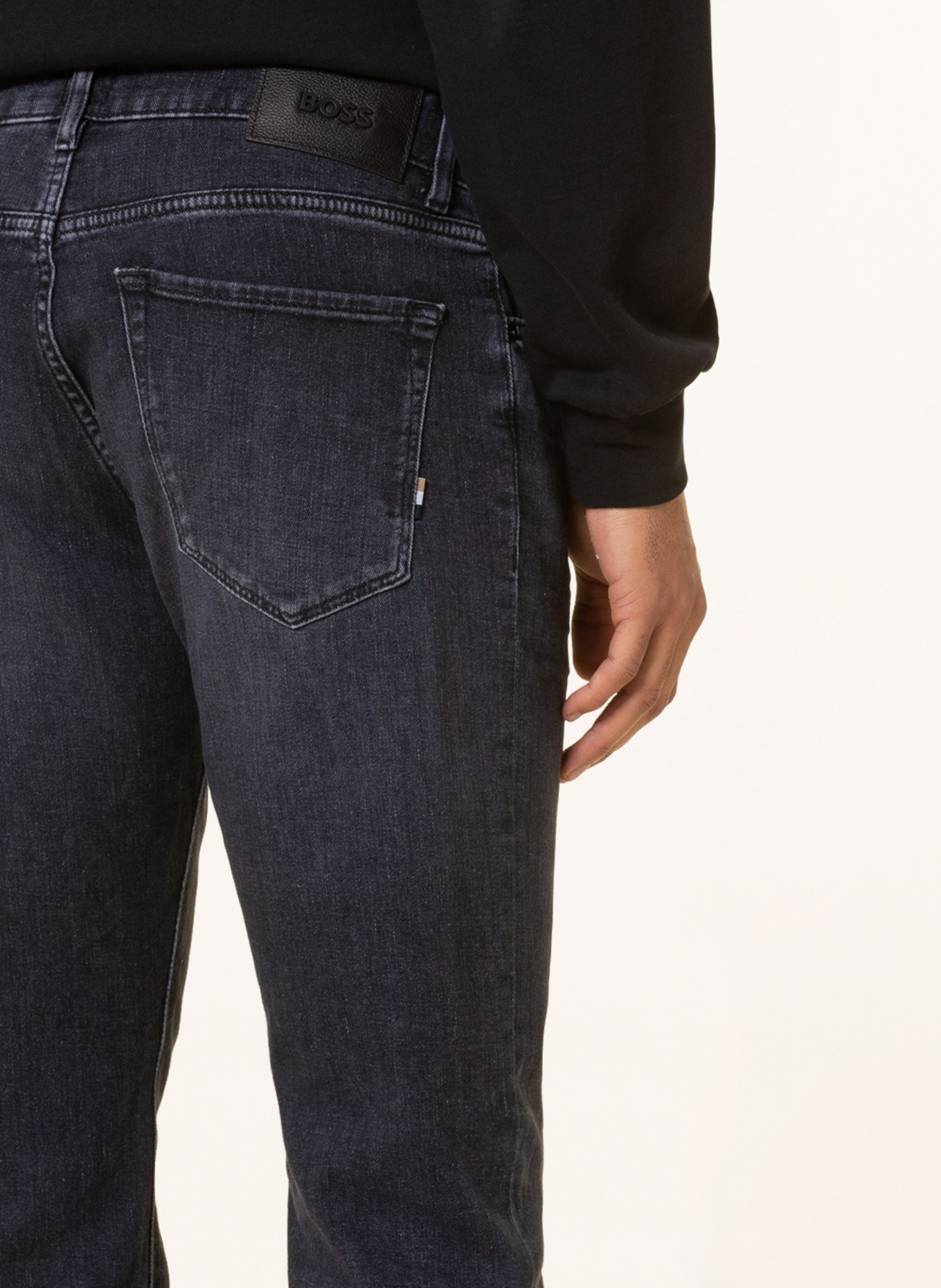 BOSS Jeans MAINE Regular Fit , Farbe: 013 CHARCOAL (Bild 5)