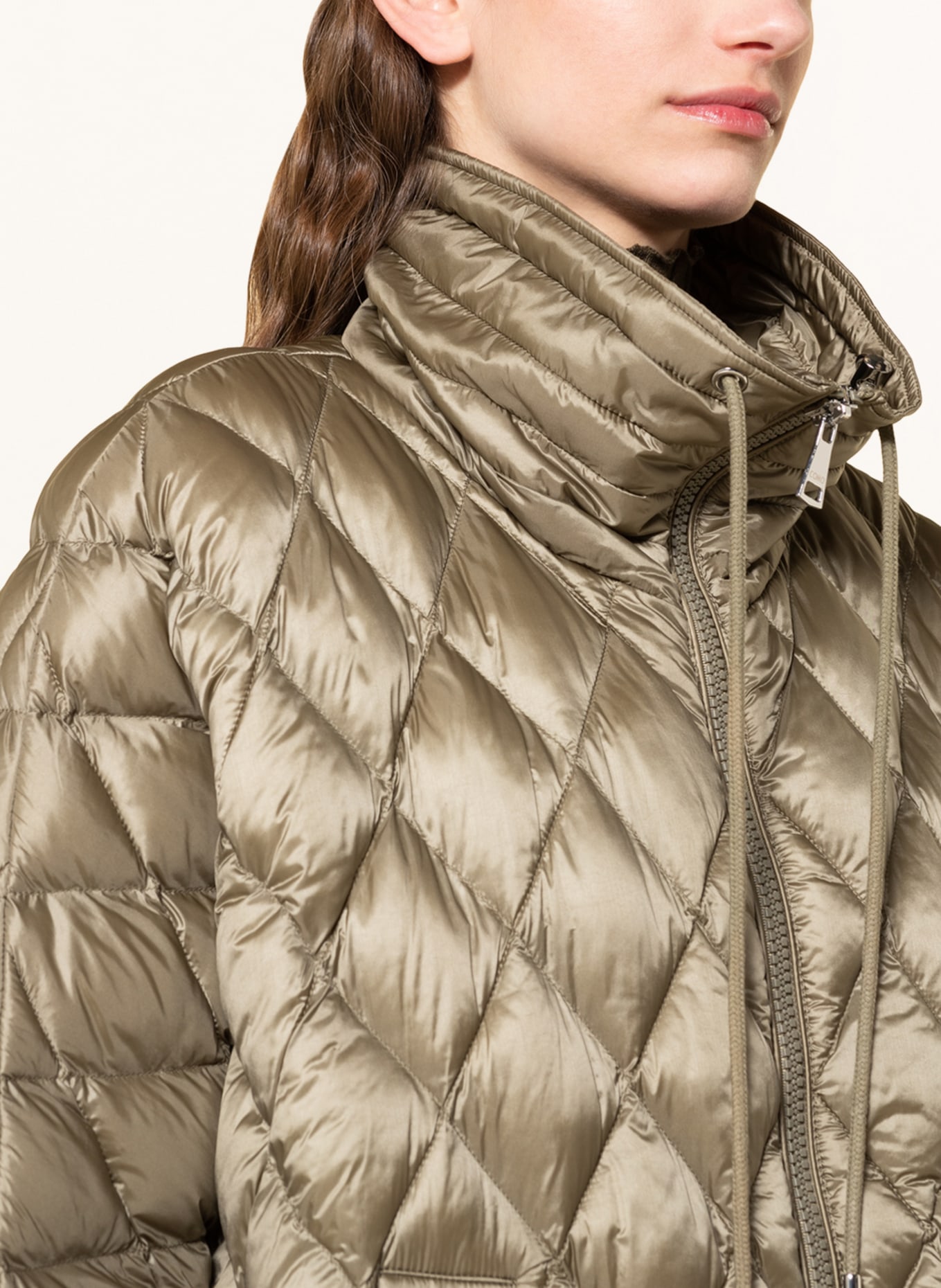 No.1 Como Quilted jacket CARO, Color: OLIVE (Image 4)