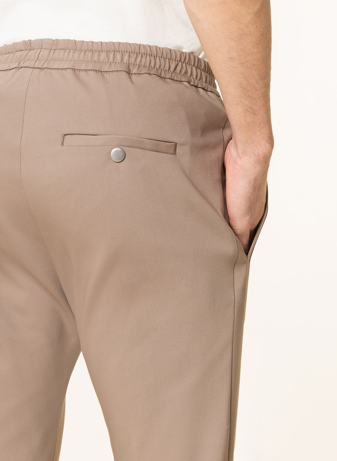 DRYKORN Spodnie garniturowe JEGER w stylu dresowym extra slim fit , Kolor: CAMELOWY (Obrazek 6)