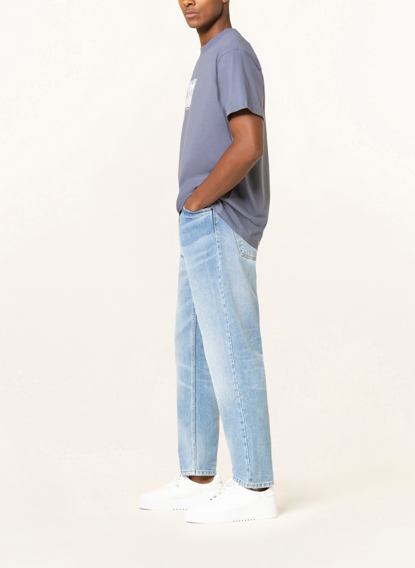 carhartt WIP Jeans NEWEL relaxed tapered fit, Color: 01WI Blue Light Used (Image 4)