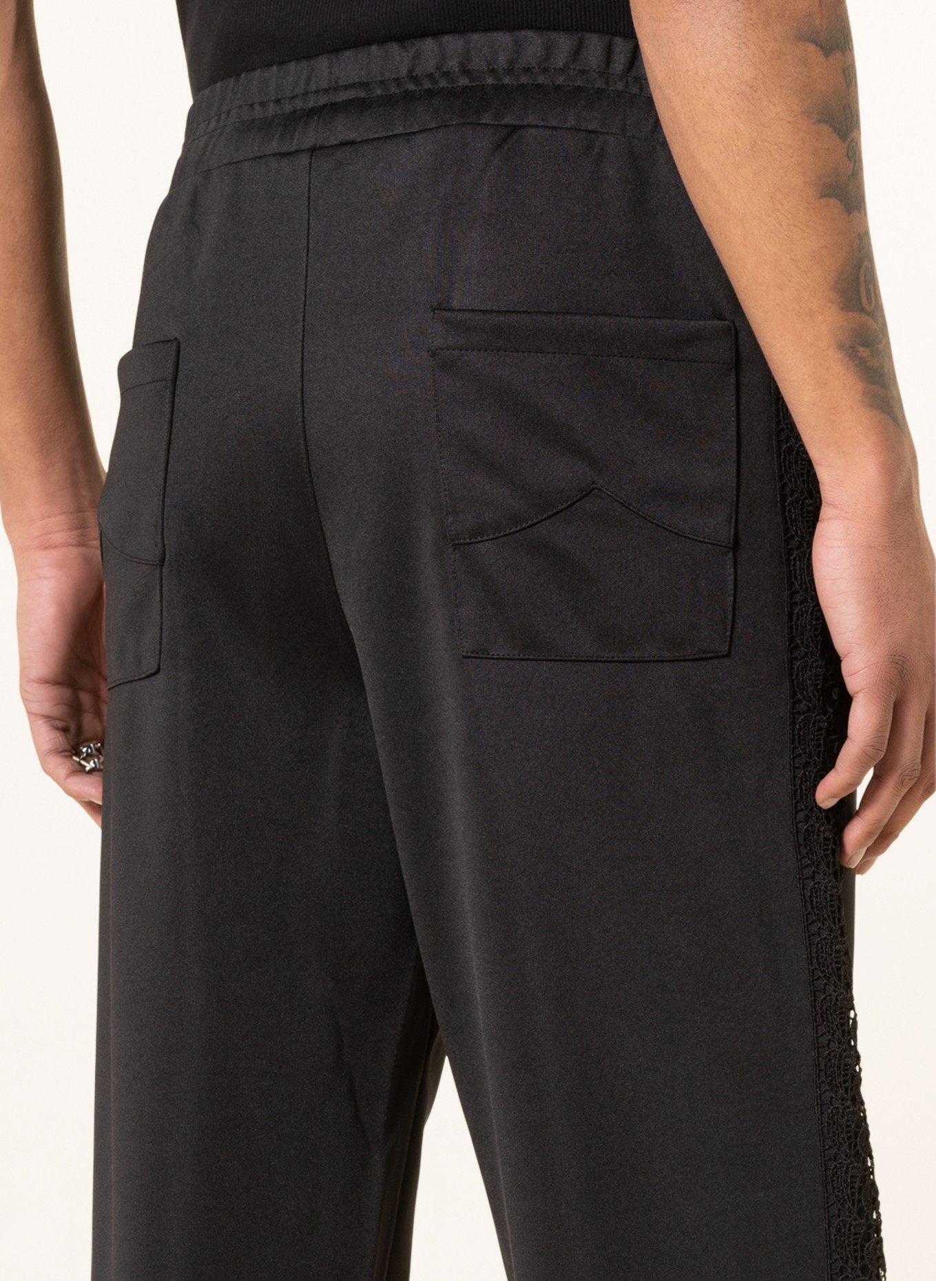 rough. Kalhoty v joggingovém stylu s galonovými pruhy, Barva: ČERNÁ (Obrázek 5)