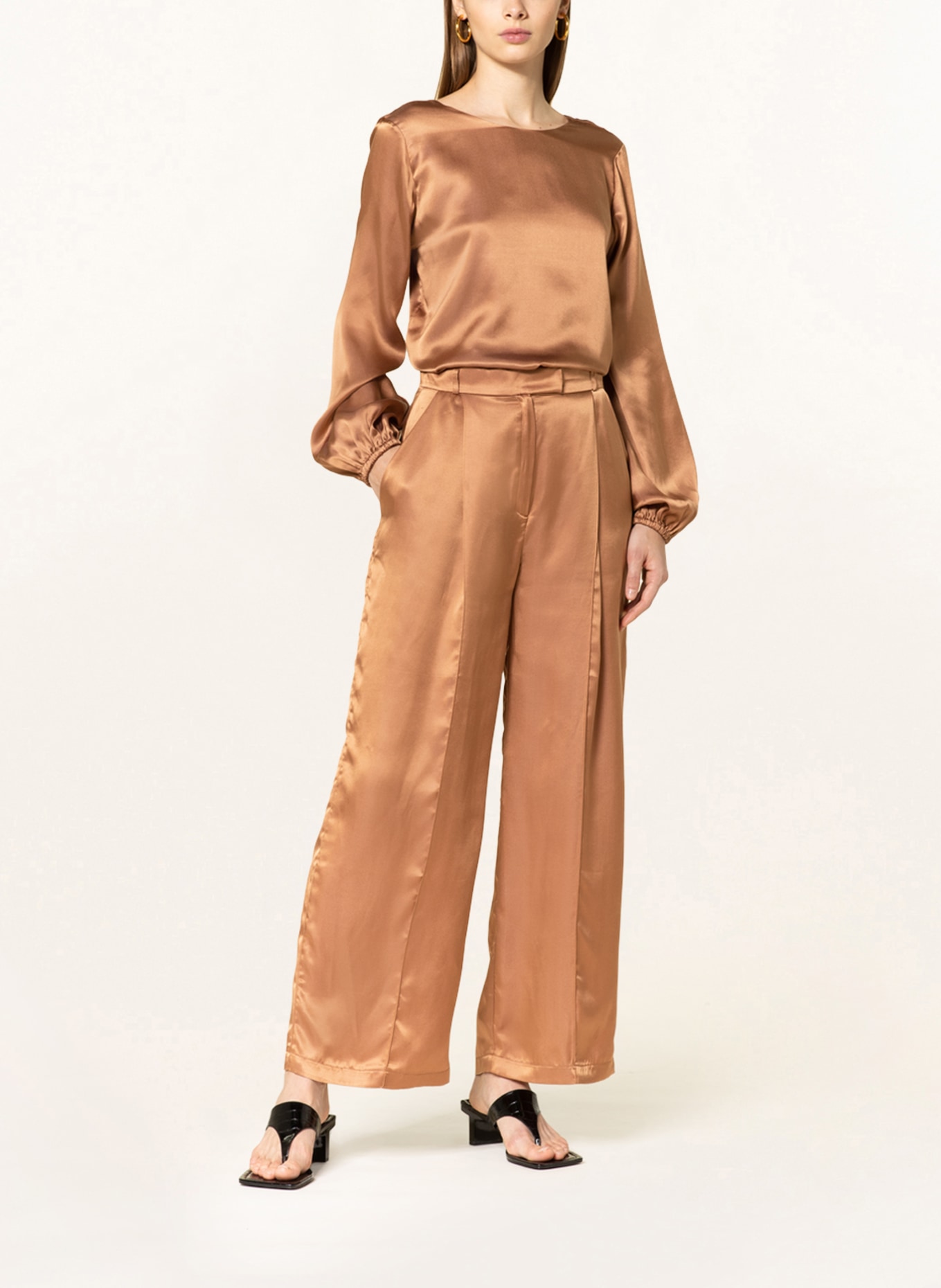 MIRYAM Wide leg trousers in satin, Color: BROWN (Image 2)