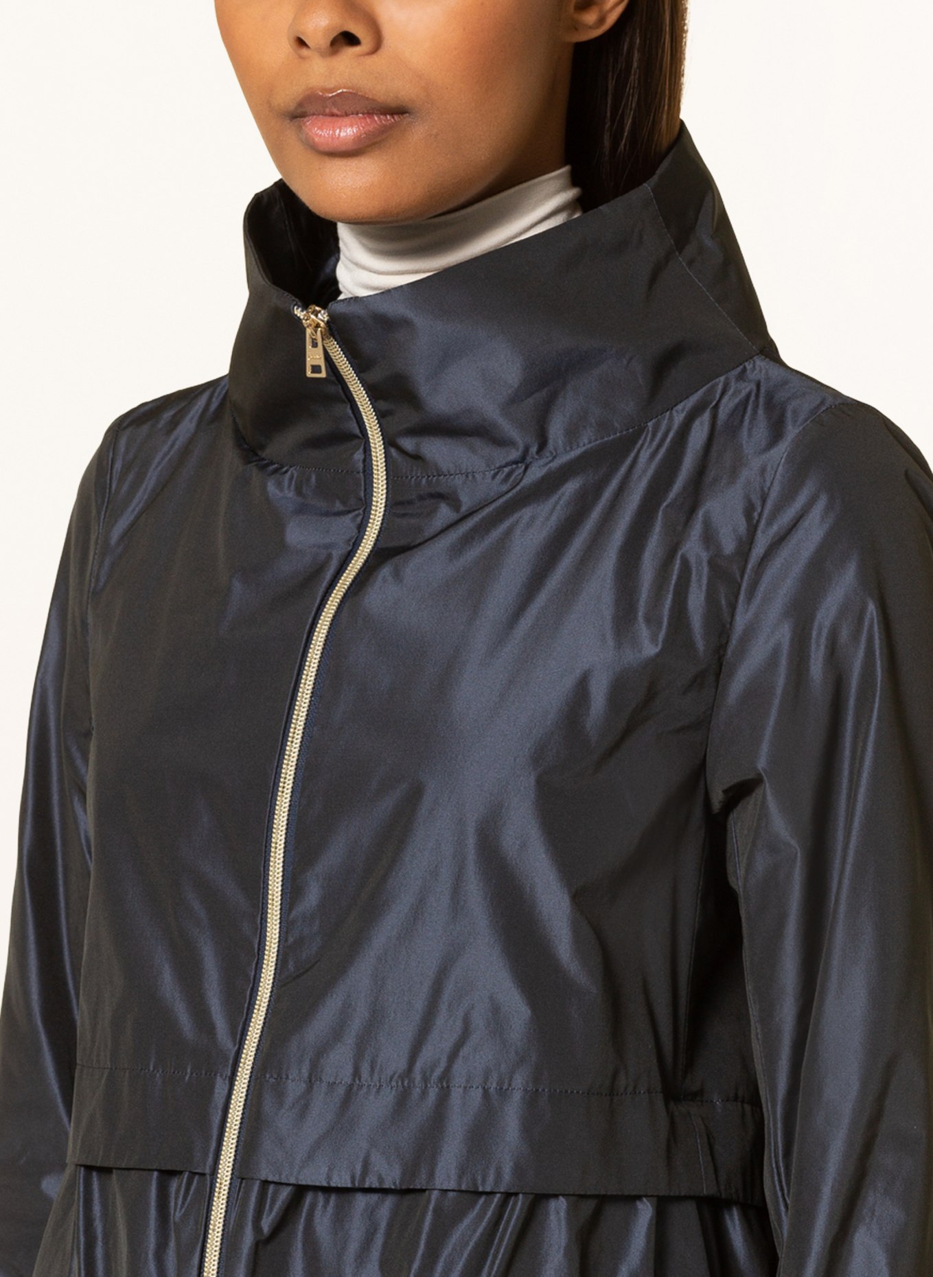 Herno lyndie lightweight down coat top