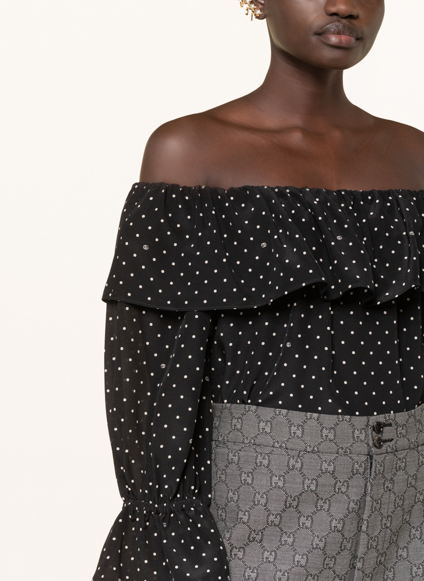 Gucci off shop the shoulder top