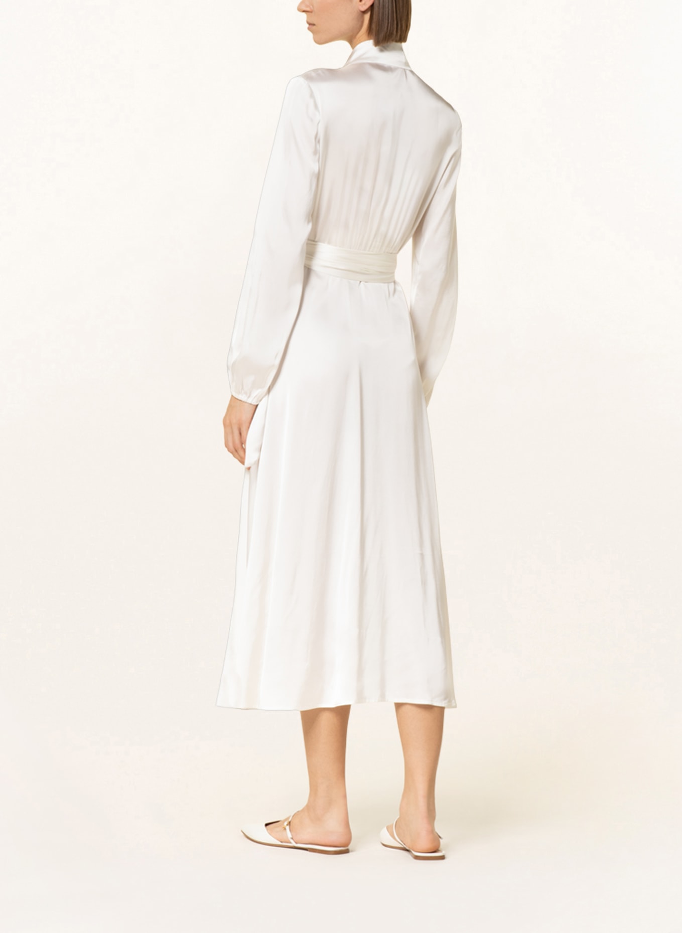 MRS & HUGS Wrap dress in satin, Color: WHITE (Image 3)