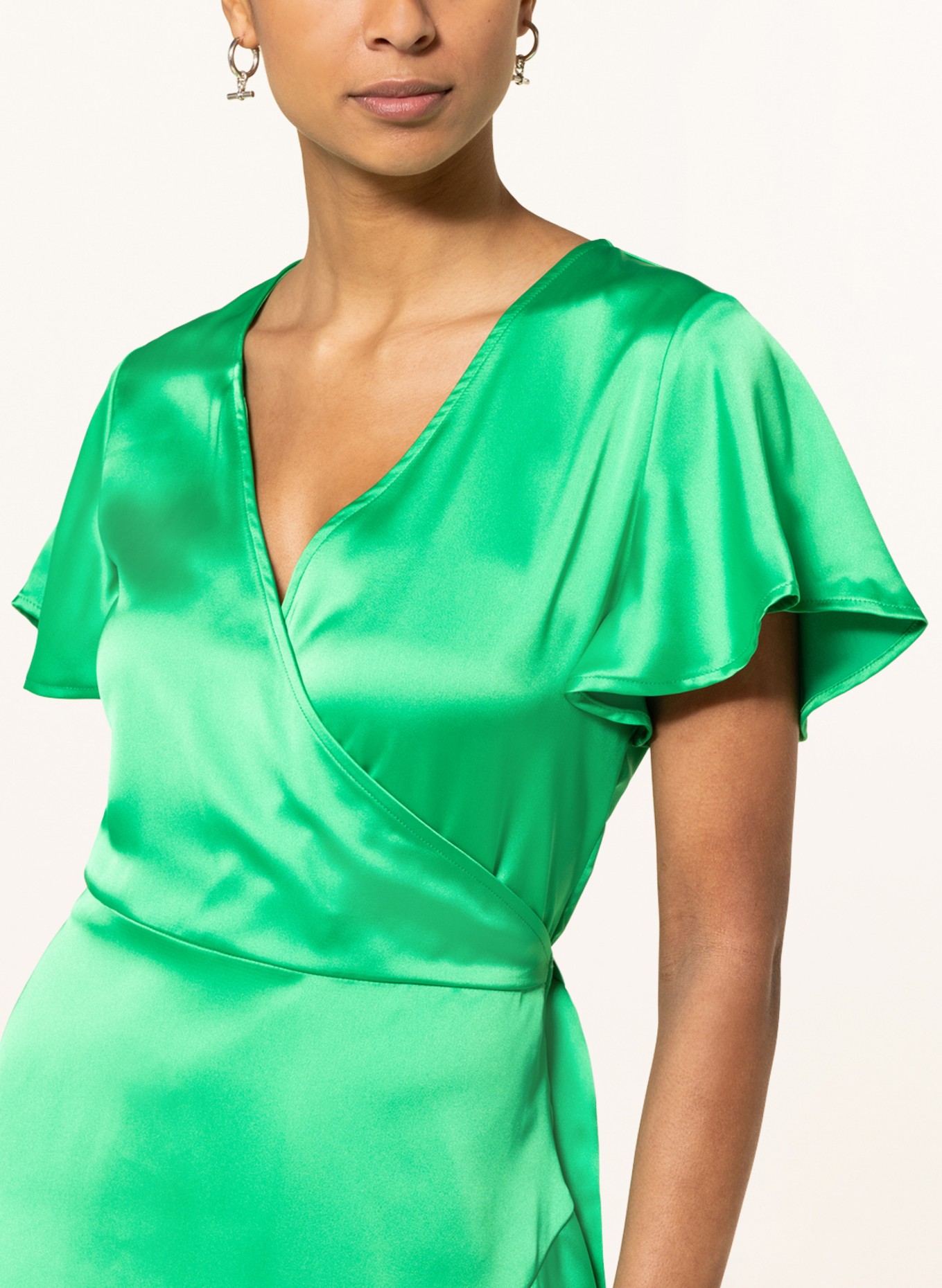 lollys laundry Wrap dress MIRANDA made of satin, Color: GREEN (Image 4)