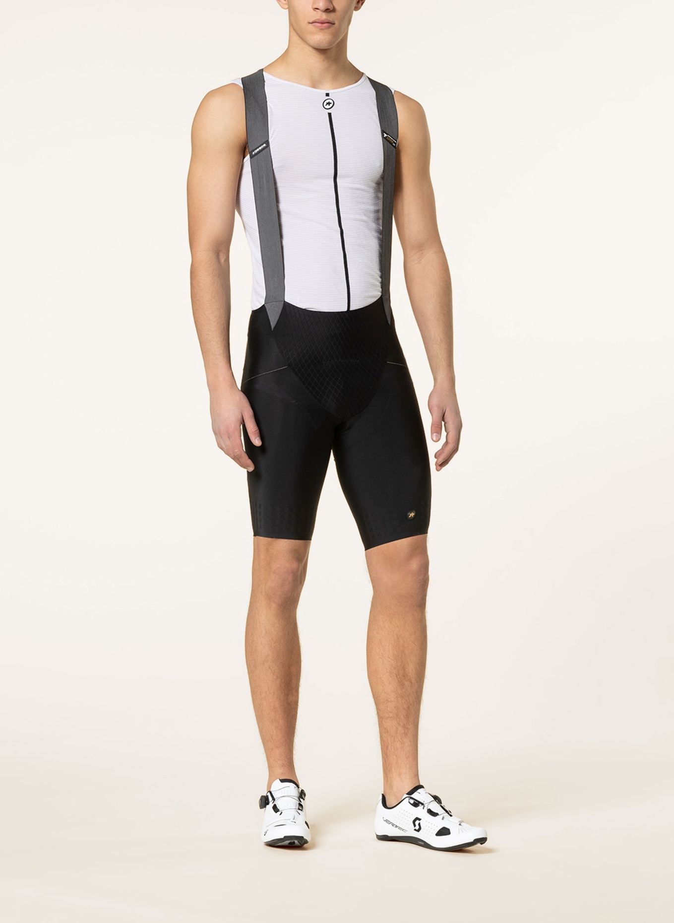 ASSOS Cycling shorts MILLE GTO C2 with straps and padded insert, Color: BLACK (Image 2)