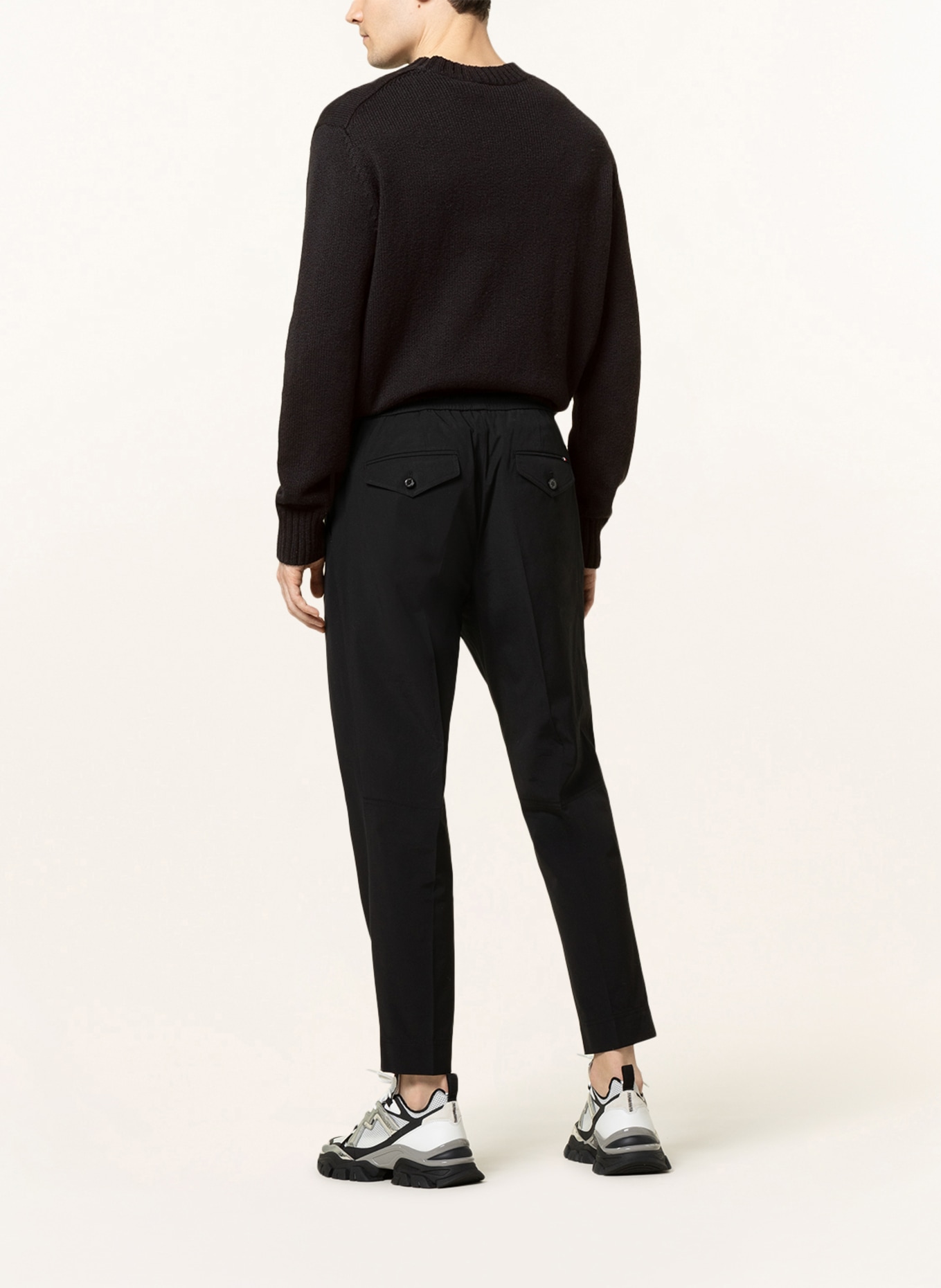 MONCLER Trousers in jogger style with cropped leg length, Color: BLACK (Image 3)