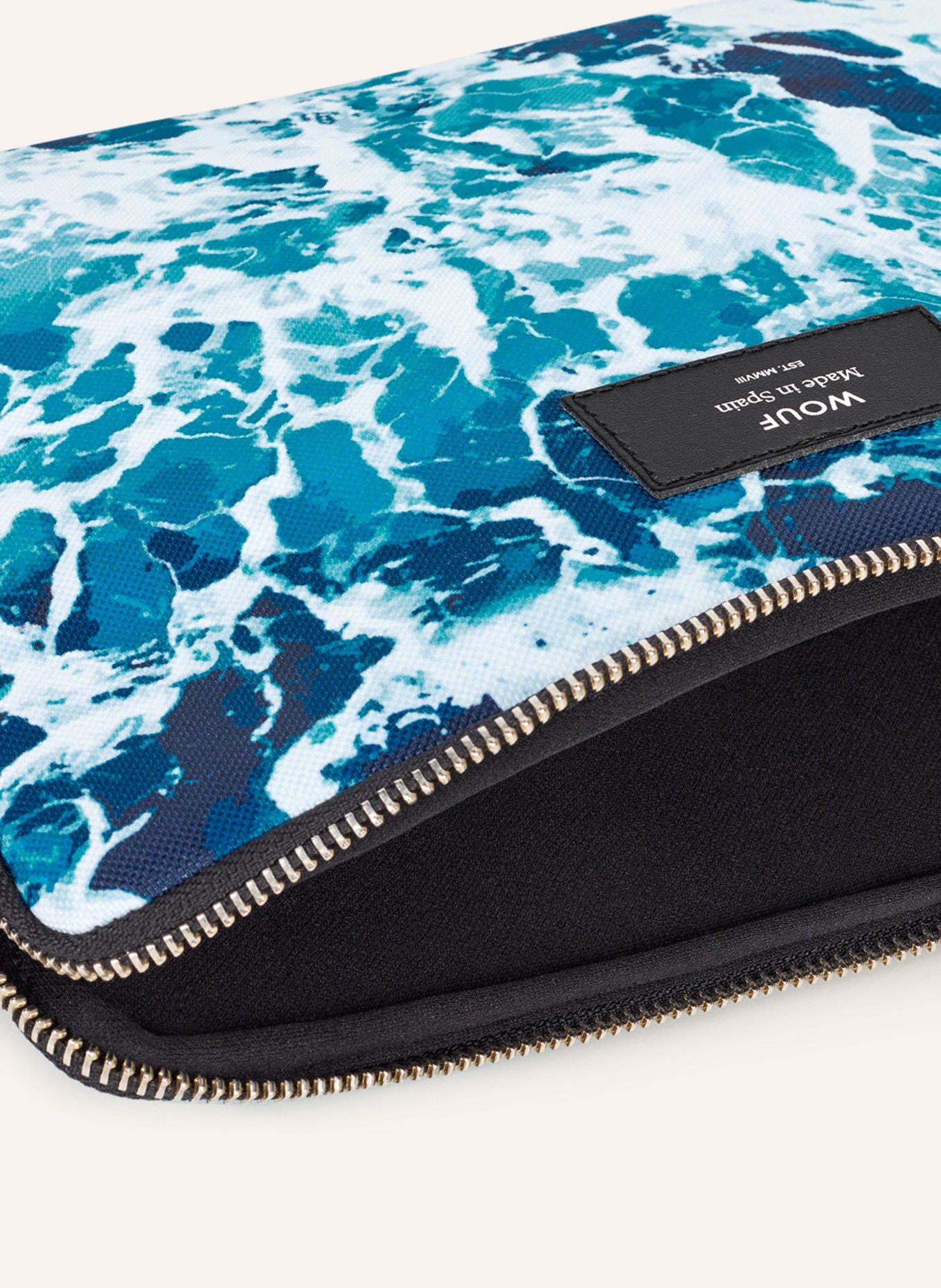 WOUF Tablet case WAVES, Color: TURQUOISE/ BLUE/ WHITE (Image 2)