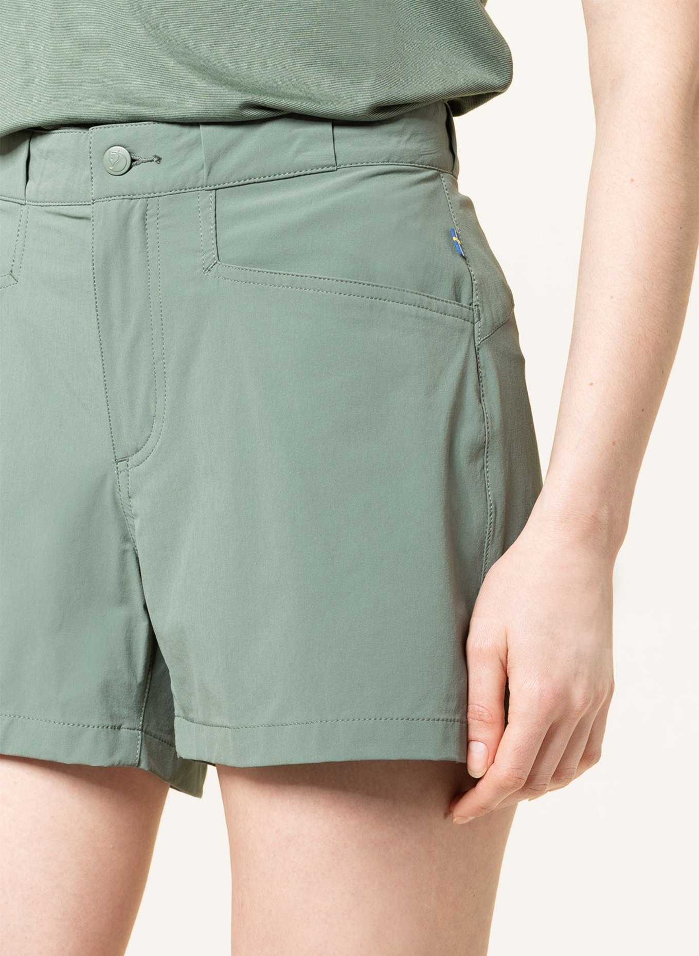 FJÄLLRÄVEN Outdoor shorts HIGH COAST , Color: LIGHT GREEN (Image 5)