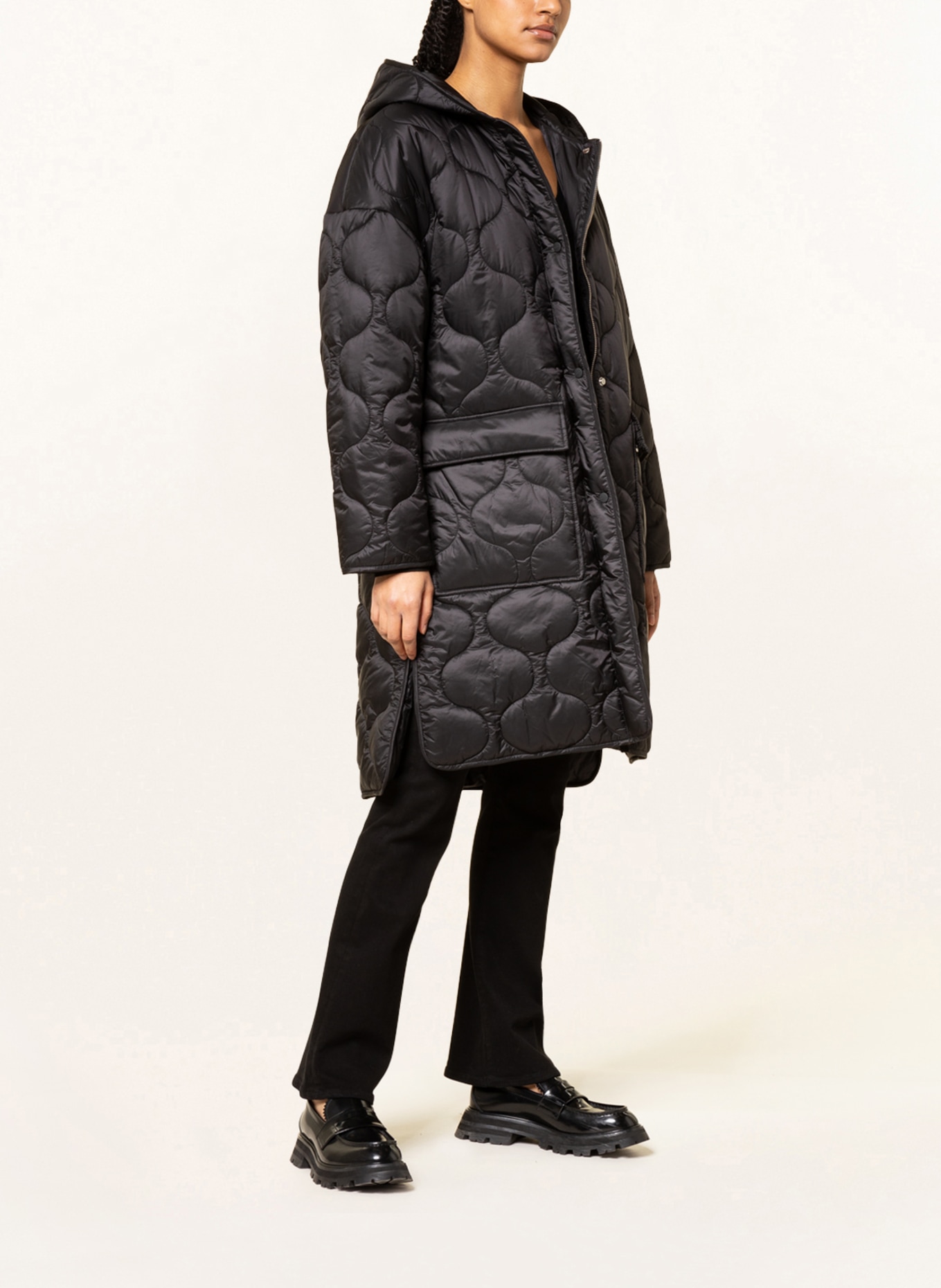 Quilted coat in black