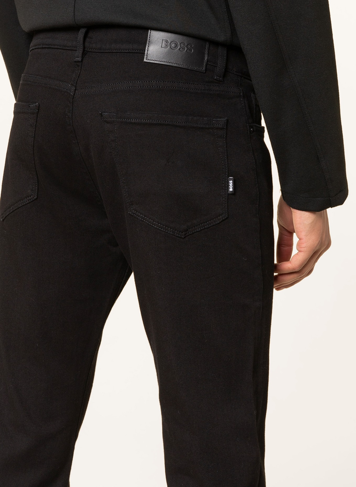 Turbulens Katastrofe pige BOSS Jeans MAINE regular fit in 003 black
