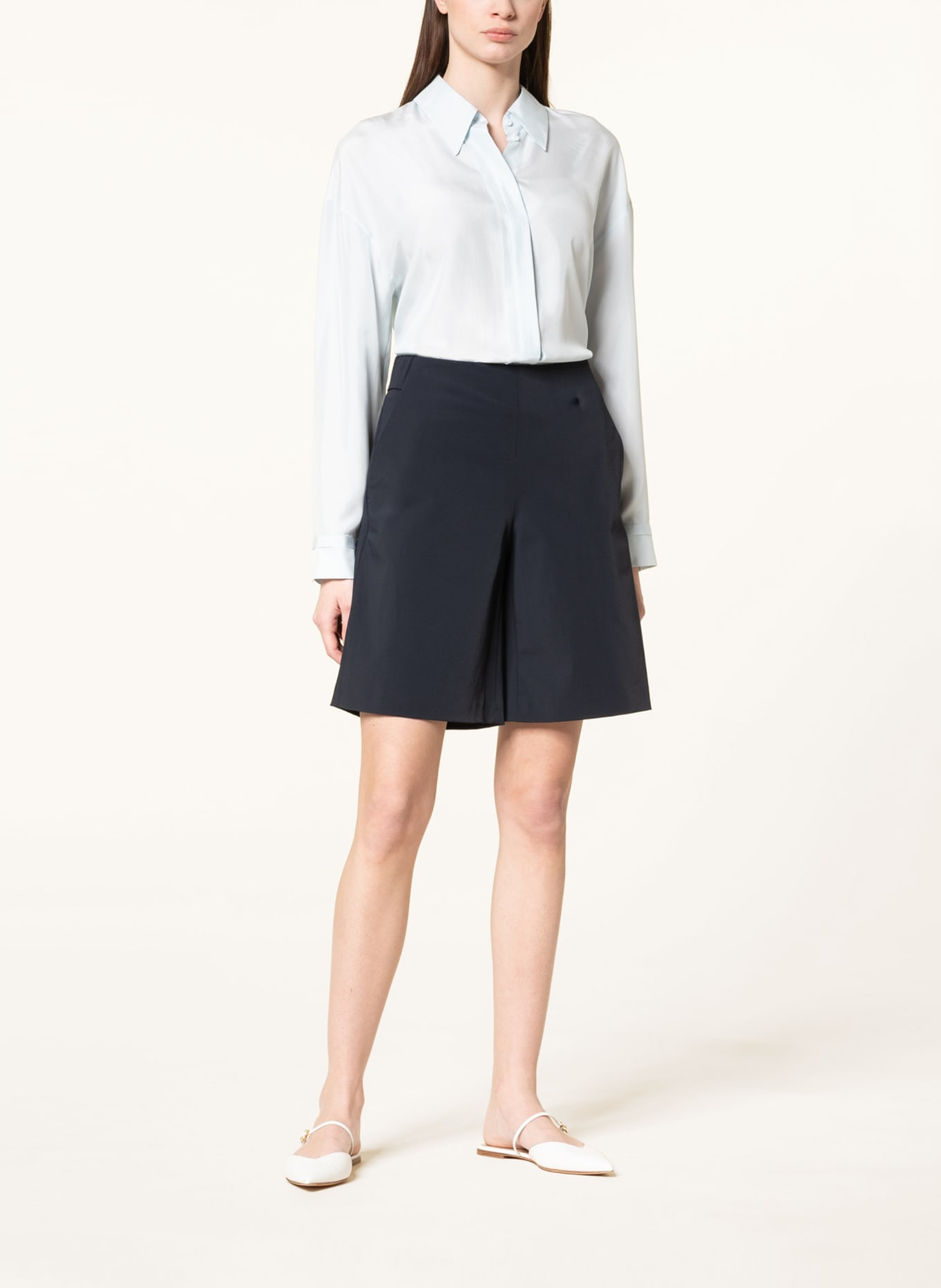 RAFFAELLO ROSSI Bermudy ISKA: TMAVĚ MODRÁ