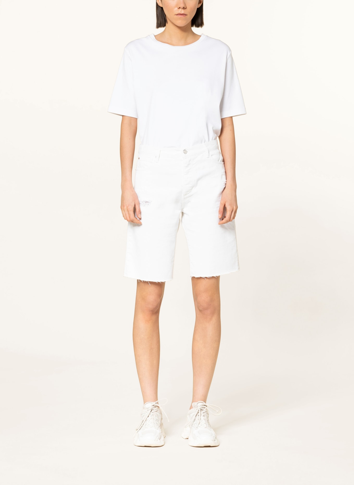 THE.NIM STANDARD Denim shorts KELLY, Color: C001B White (Image 2)