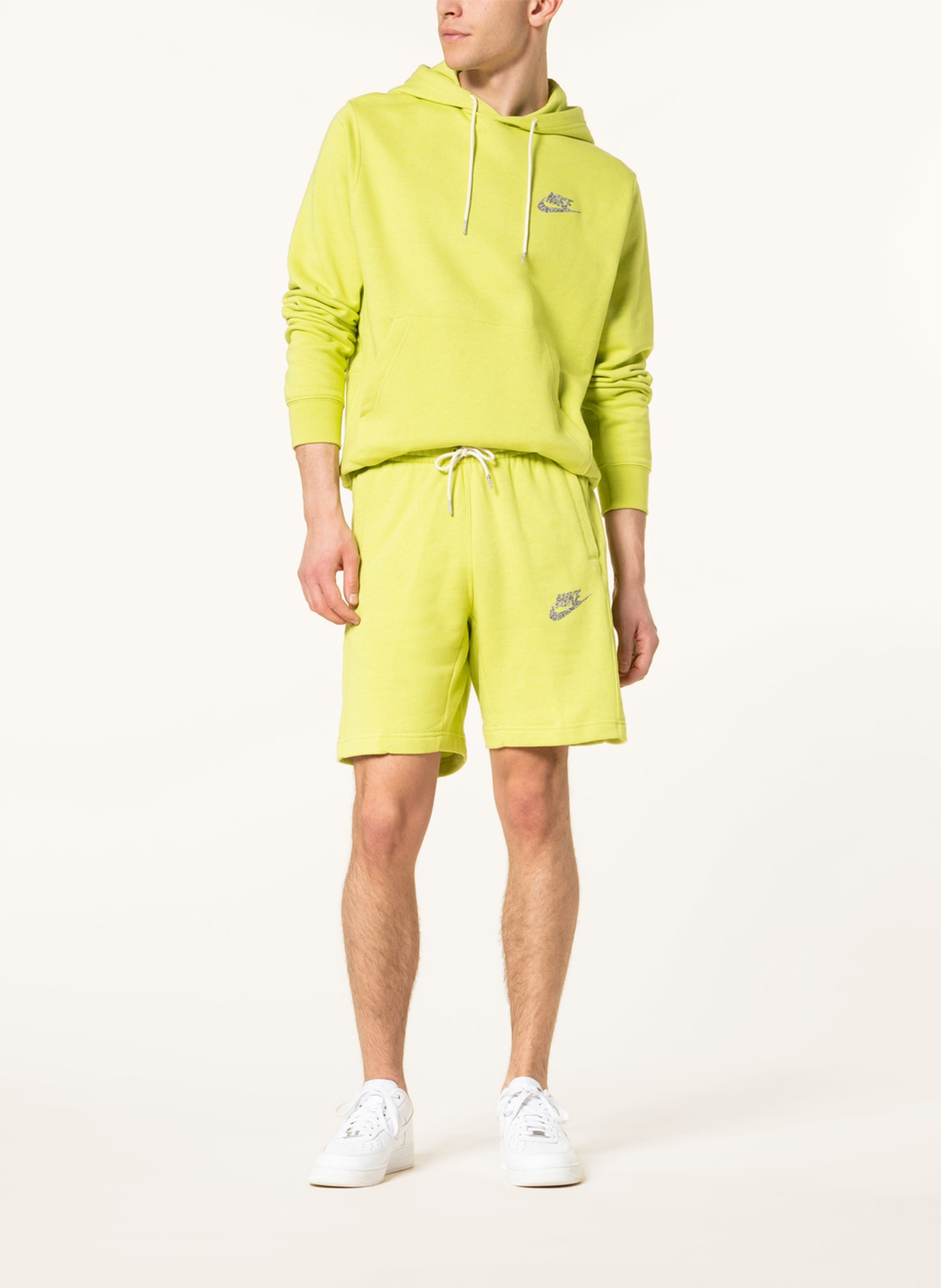 Nike Sweat shorts REVIVAL, Color: LIGHT GREEN (Image 2)