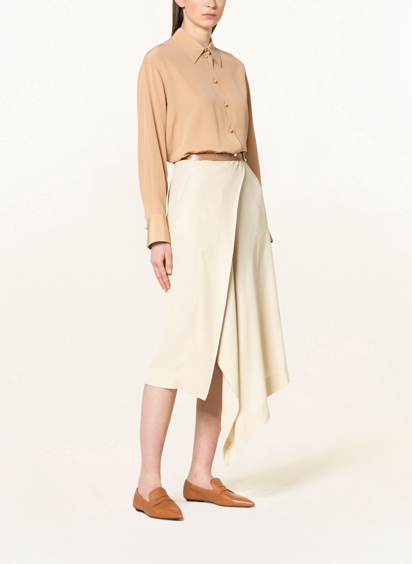 Chloé Shirt blouse in silk, Color: BEIGE (Image 2)