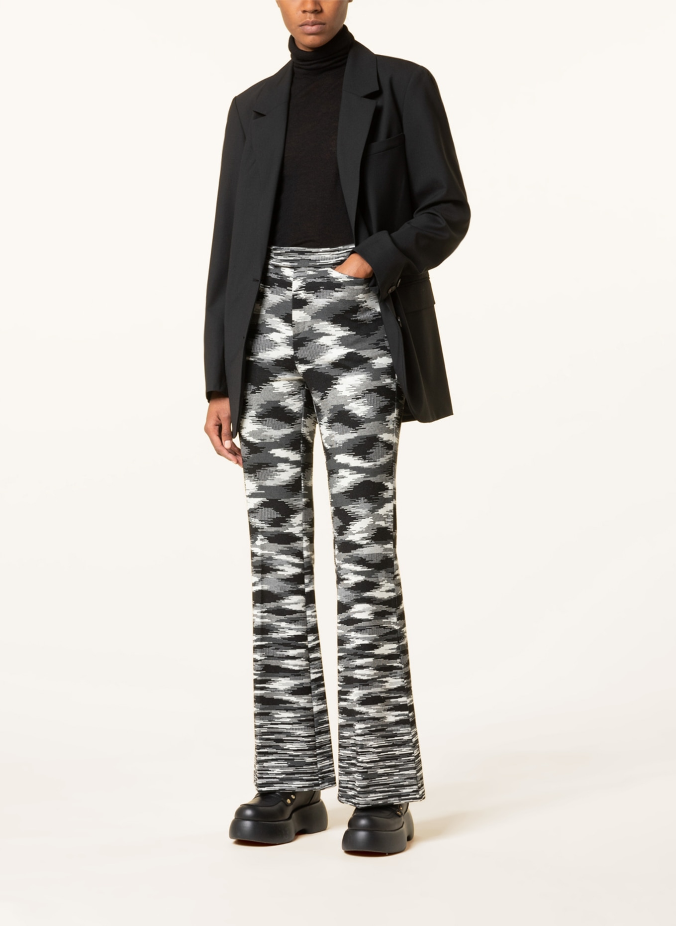 MAC DAYDREAM Bootcut trousers ZOOM, Color: BLACK/ WHITE (Image 2)