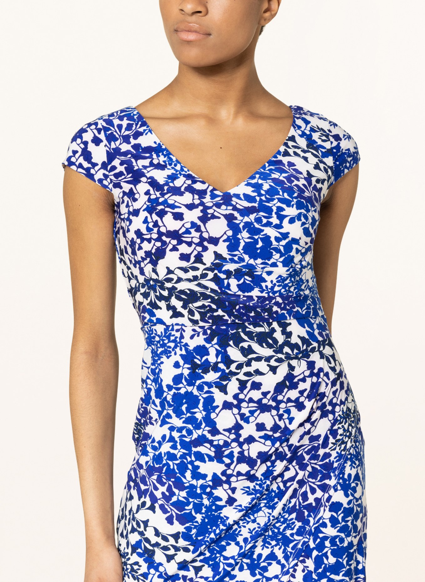 Phase Eight Jersey dress ARIELLE in wrap look, Color: WHITE/ BLUE (Image 4)