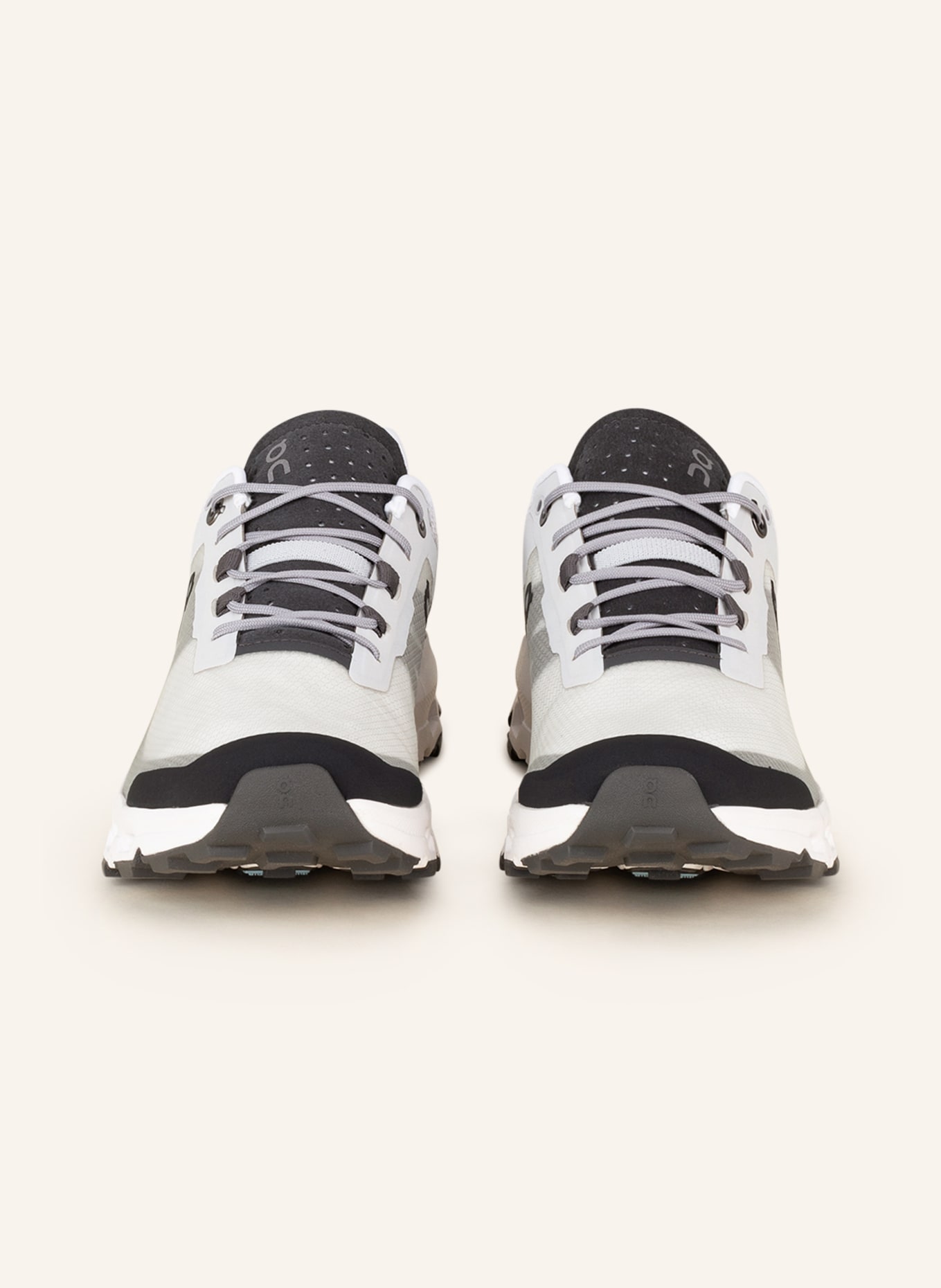 On Trailrunning-Schuhe CLOUDVISTA: WEISS / SCHWARZ