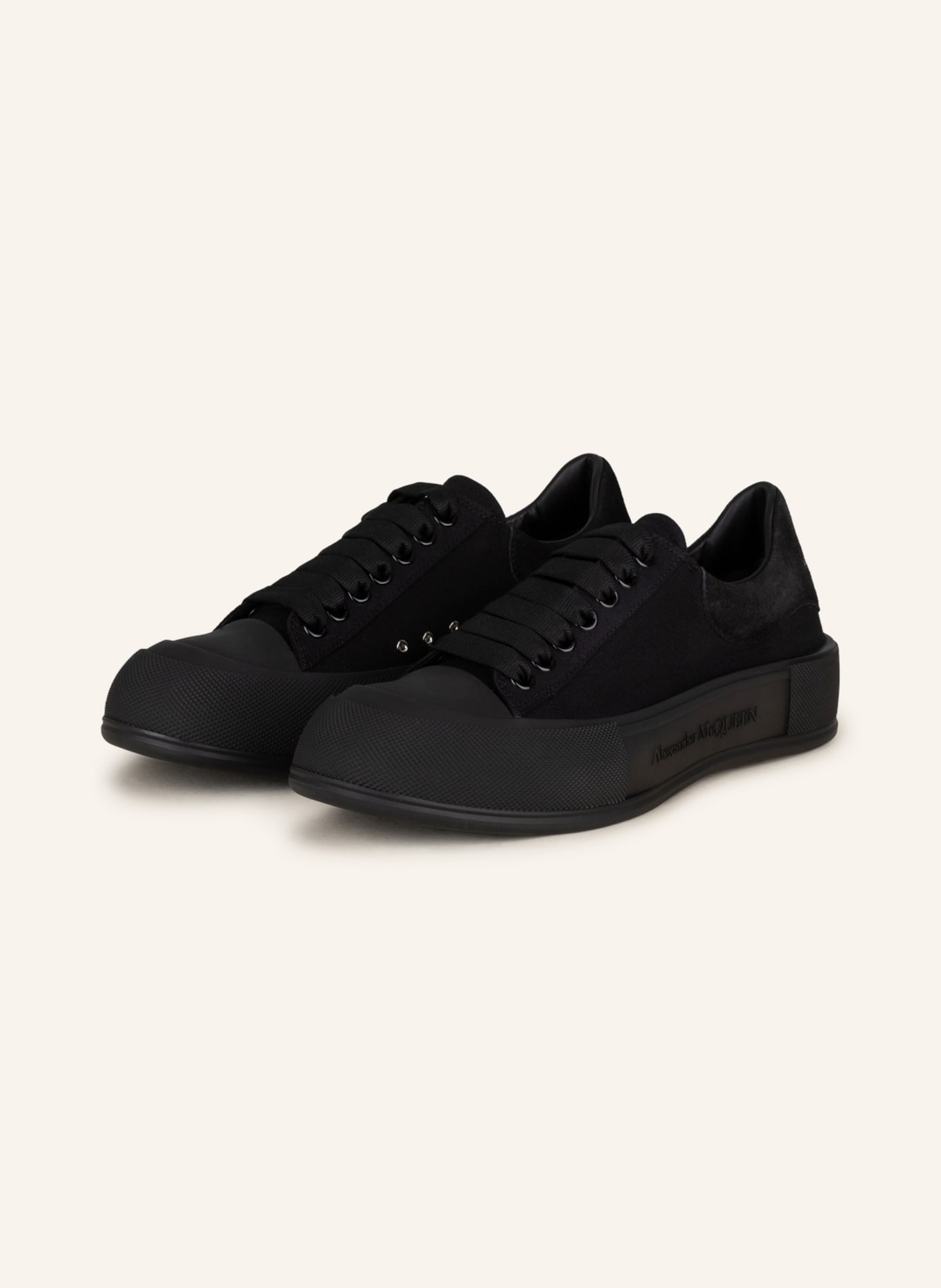 Alexander mcqueen trainers shop black