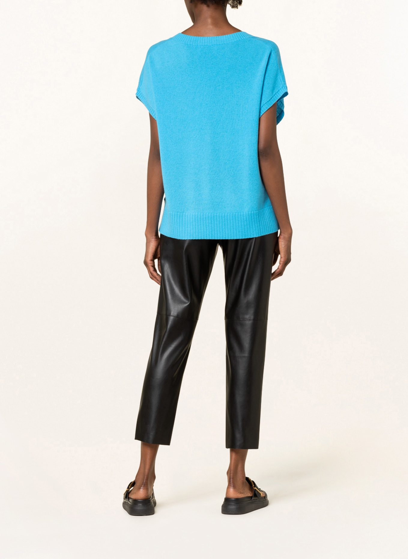 HERZEN'S ANGELEGENHEIT Sleeveless Sweater with cashmere: TURQUOISE
