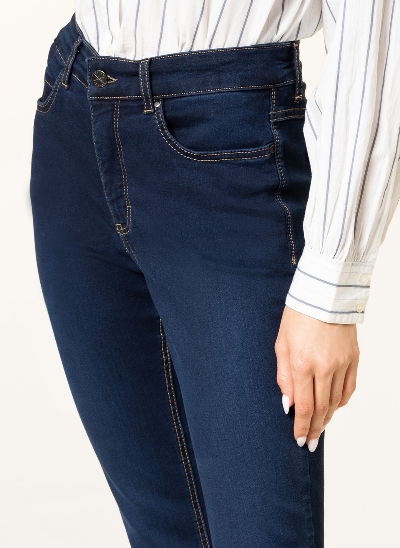 MAC Skinny Jeans DREAM, Farbe: D826 DARK WASHED (Bild 5)