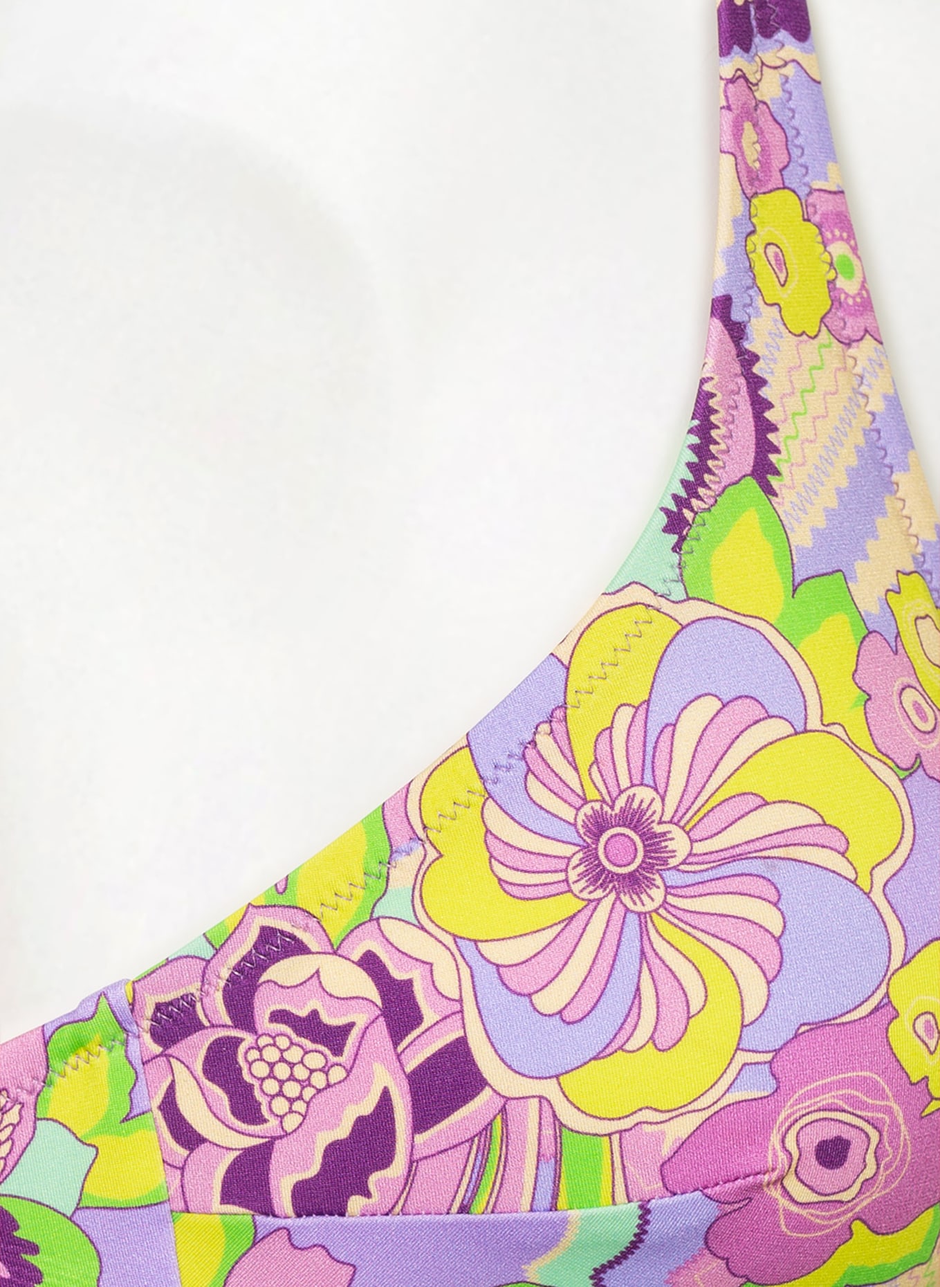 VILEBREQUIN Halter neck bikini top RAINBOW FLOWERS, Color: LIGHT PURPLE/ LIGHT GREEN/ DARK PURPLE (Image 4)