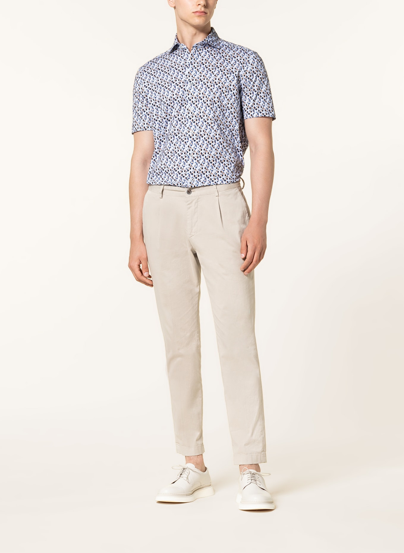 OLYMP Chemise à manches courtes Luxor 24/Seven, coupe moderne, en jersey: BLANC / BLEU CLAIR / CHAMEAU