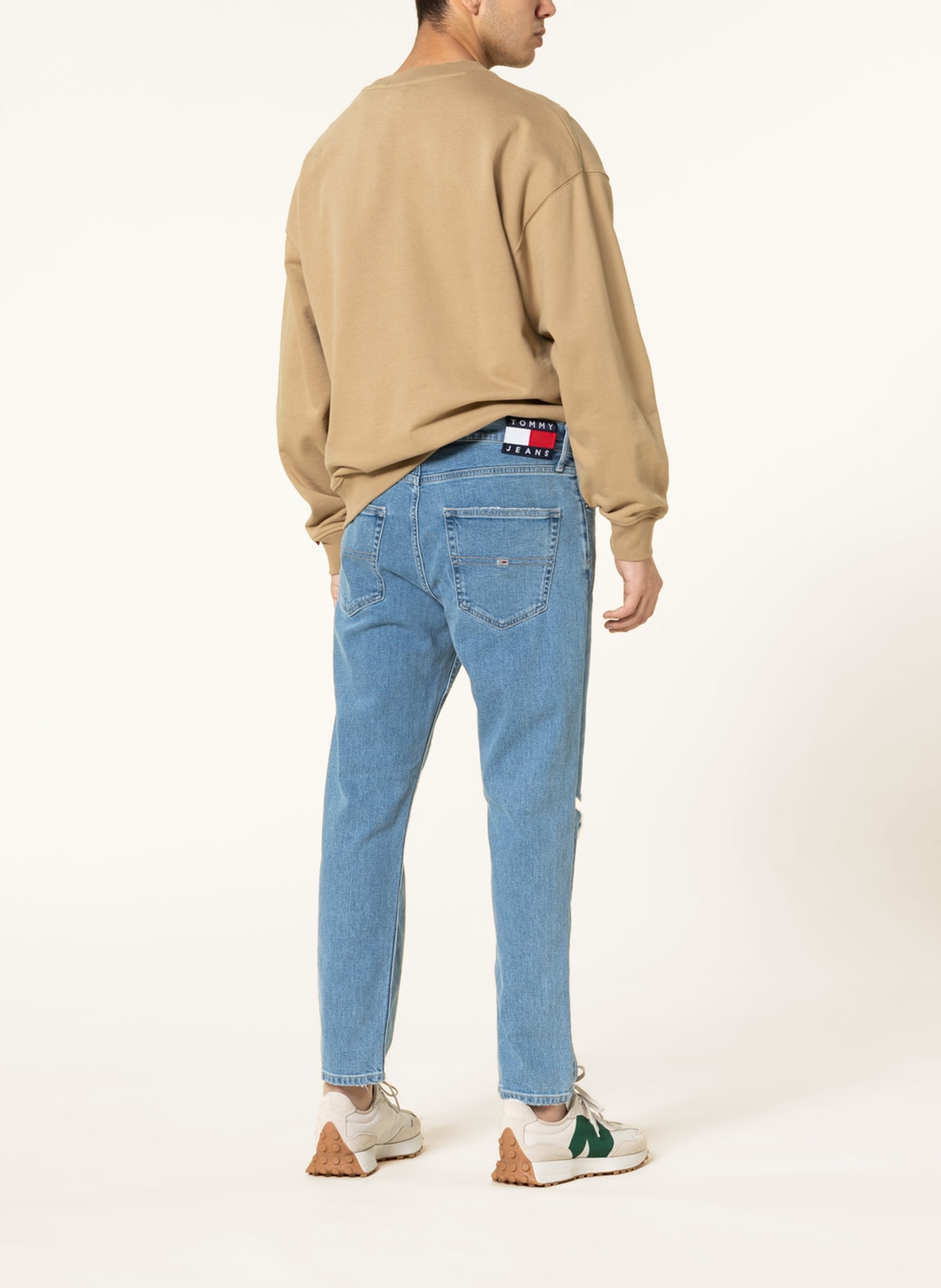 TOMMY JEANS Destroyed jeans DAD JEAN regular tapered fit , Color: 1AB Denim Light (Image 3)