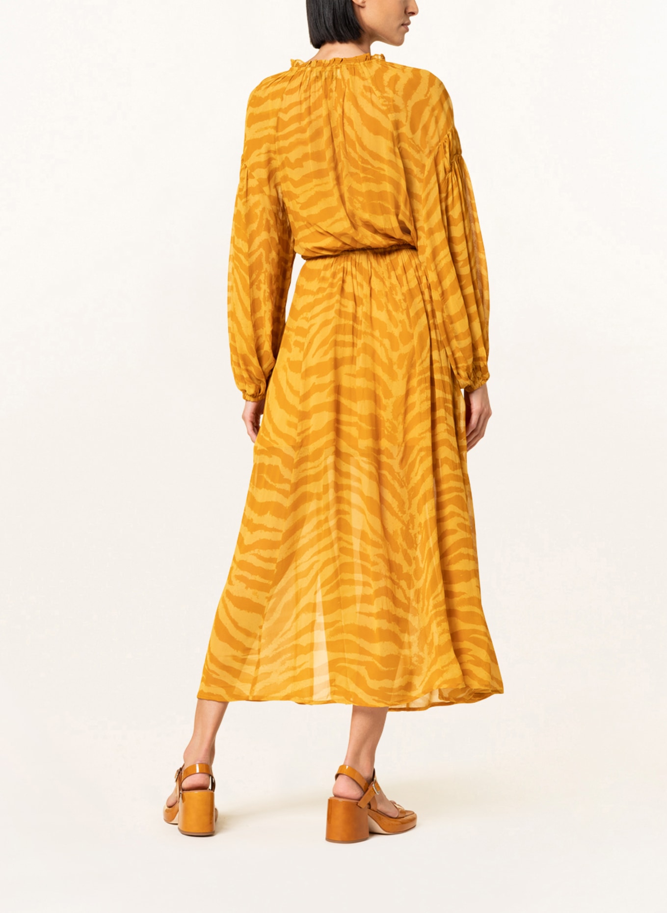 Second female live dress cheap