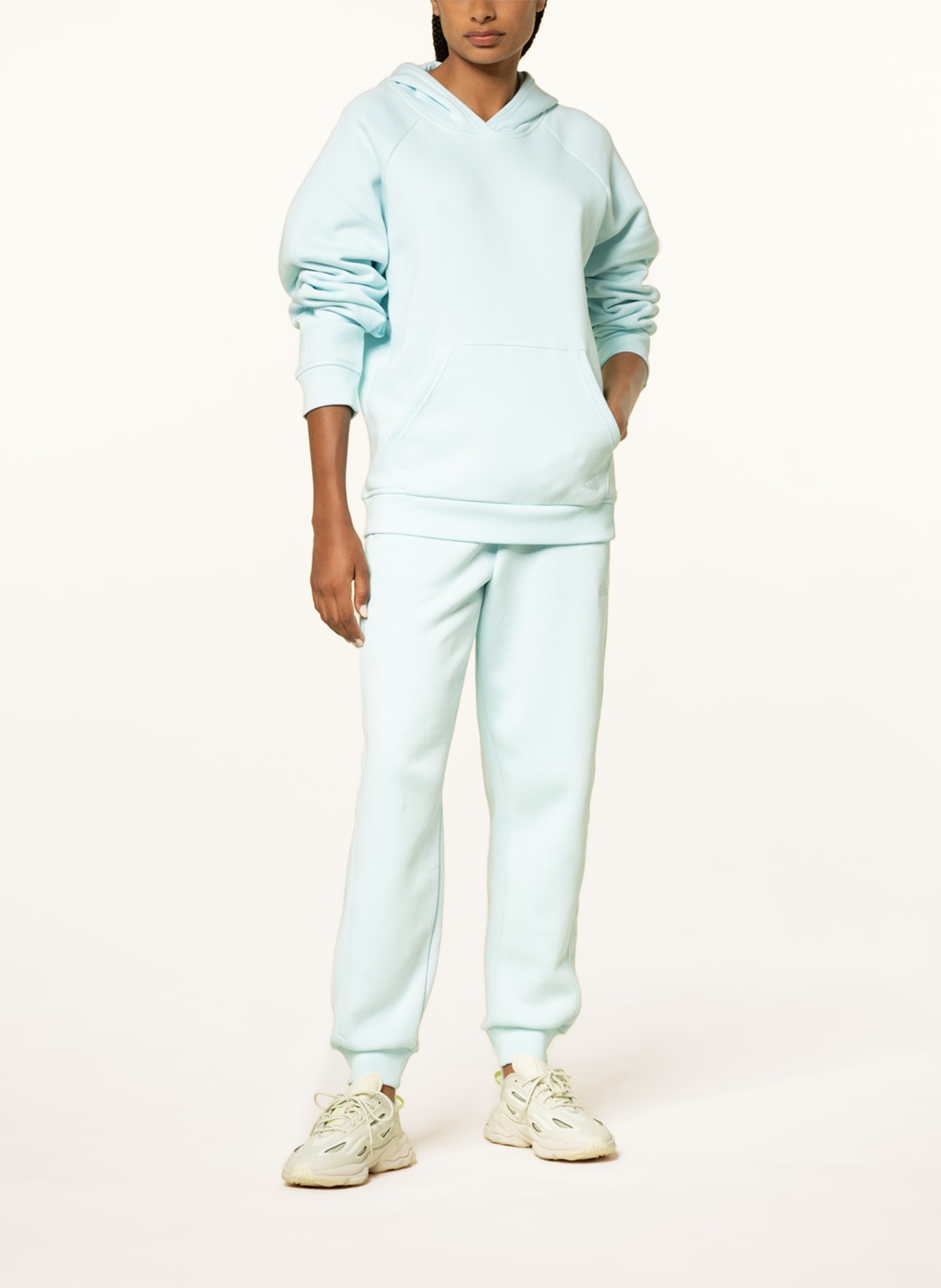 adidas Sweatpants, Farbe: HELLBLAU (Bild 2)