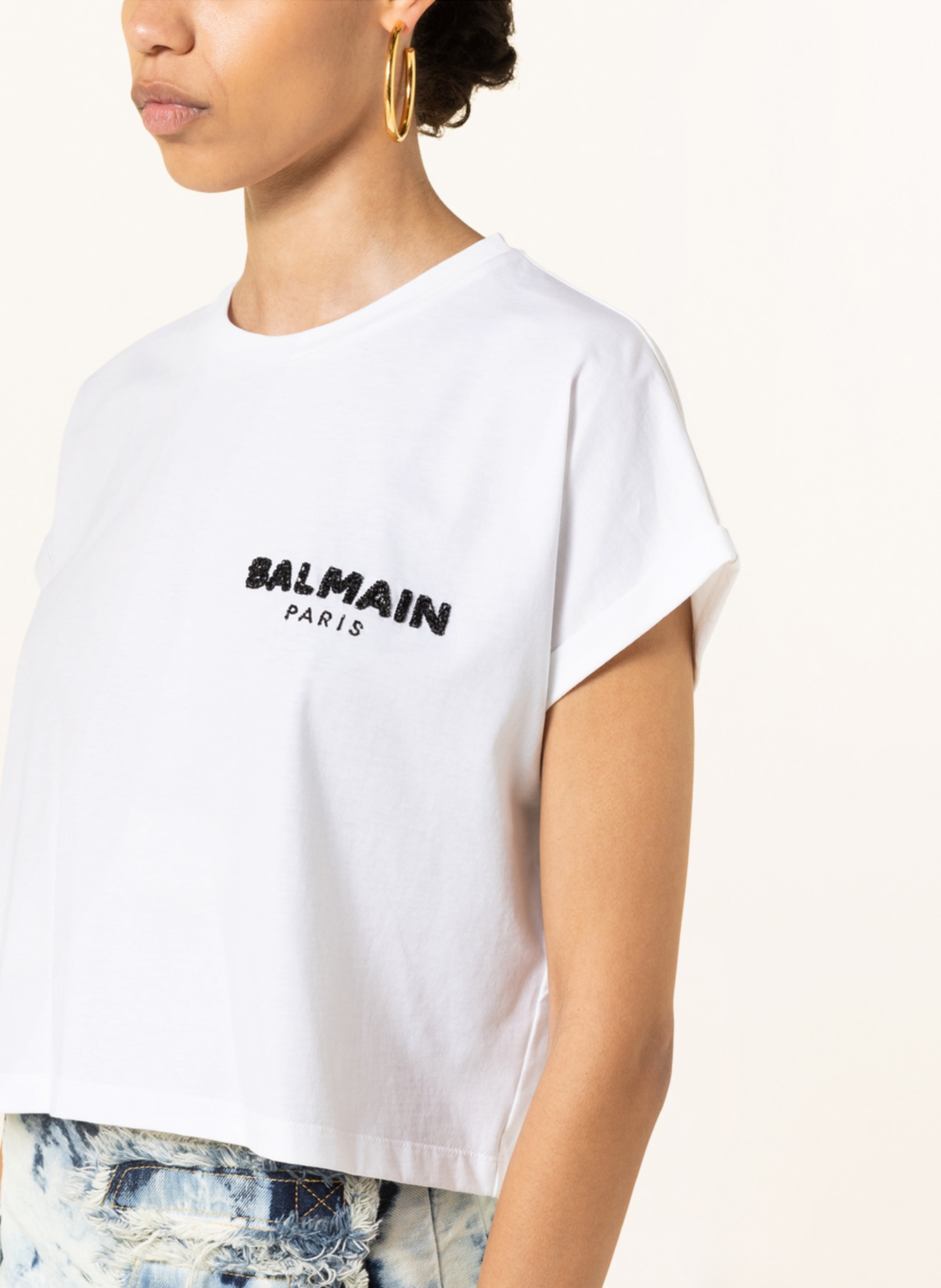 BALMAIN T-shirt z obszyciem ozdobnymi kamykami, Kolor: BIAŁY (Obrazek 4)