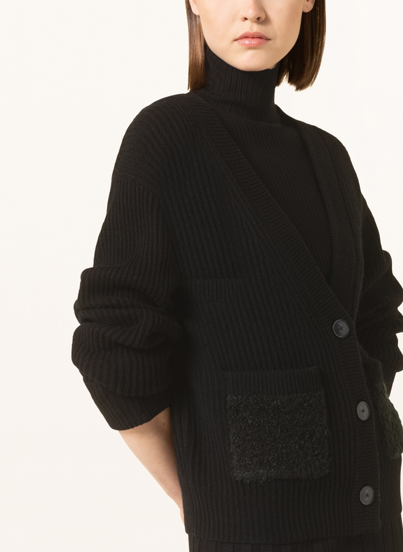 MRS & HUGS Cardigan in merino wool, Color: BLACK (Image 4)