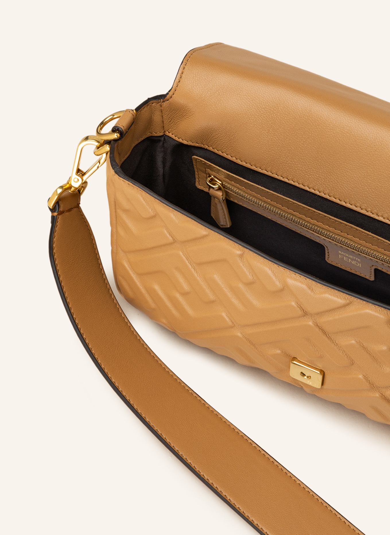 FENDI Schultertasche BAGUETTE MEDIUM : HELLBRAUN