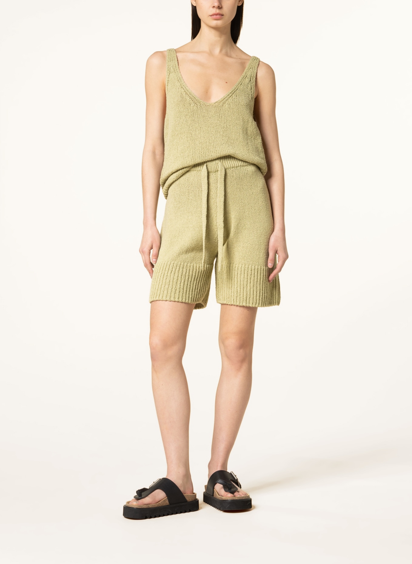ayen Knit shorts , Color: OLIVE (Image 2)