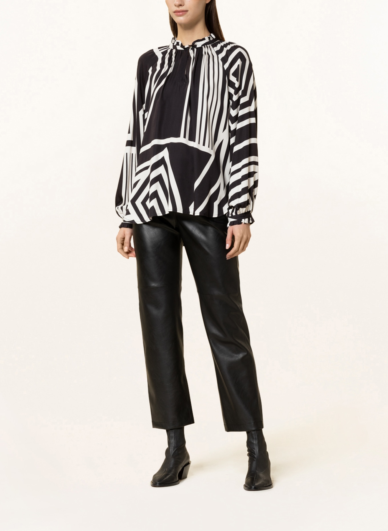 TONNO & PANNA Blouse-style shirt HERMINE with ruffles, Color: BLACK/ WHITE (Image 2)