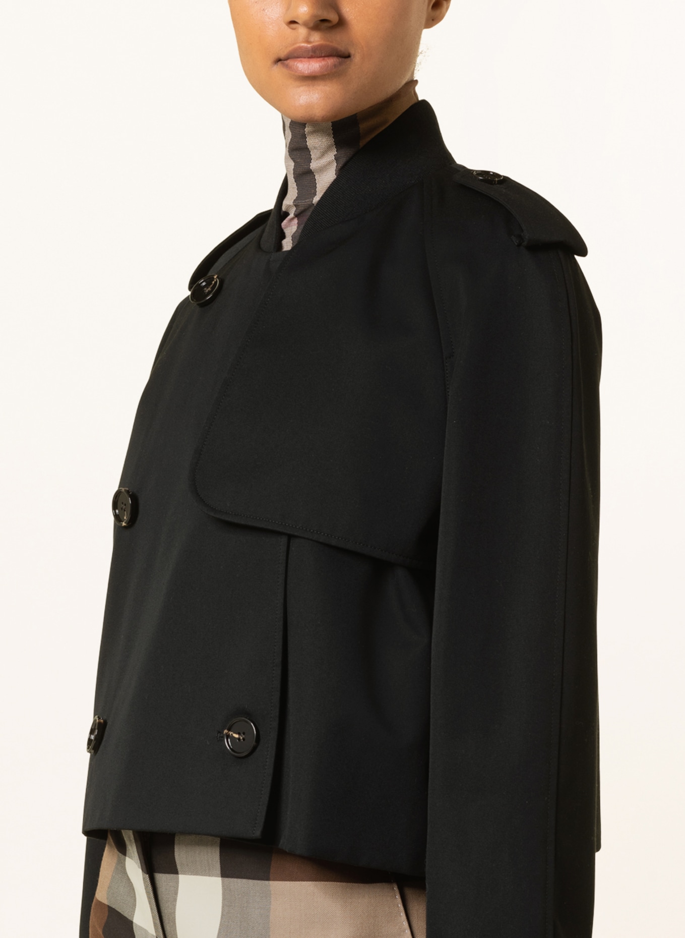 BURBERRY Cropped trench coat FENHURST, Color: BLACK (Image 4)