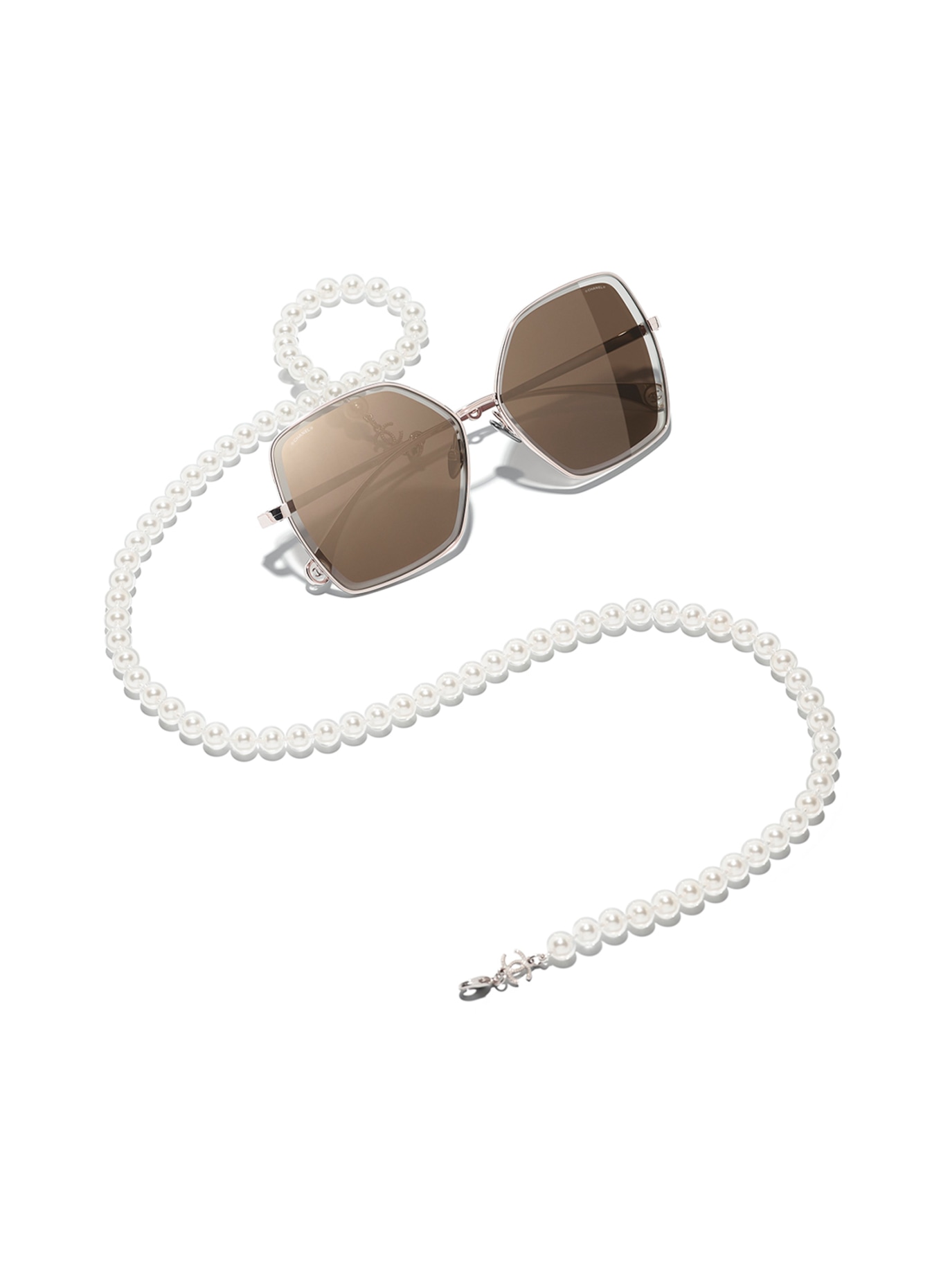 CHANEL Butterfly style sunglasses, Color: C132EF - SILVER/BROWN (Image 4)